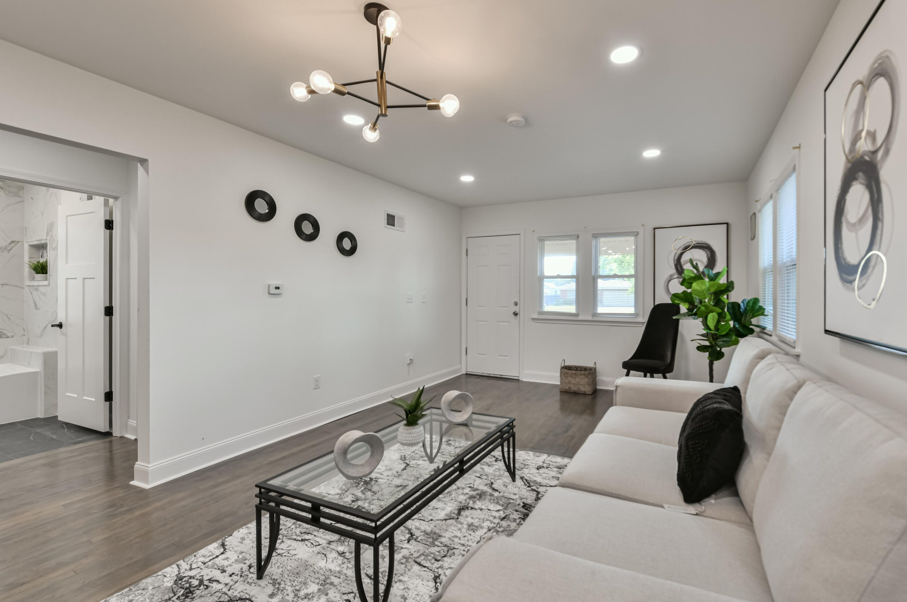 4235 92nd St, Milwaukee WI  53228-2133 exterior