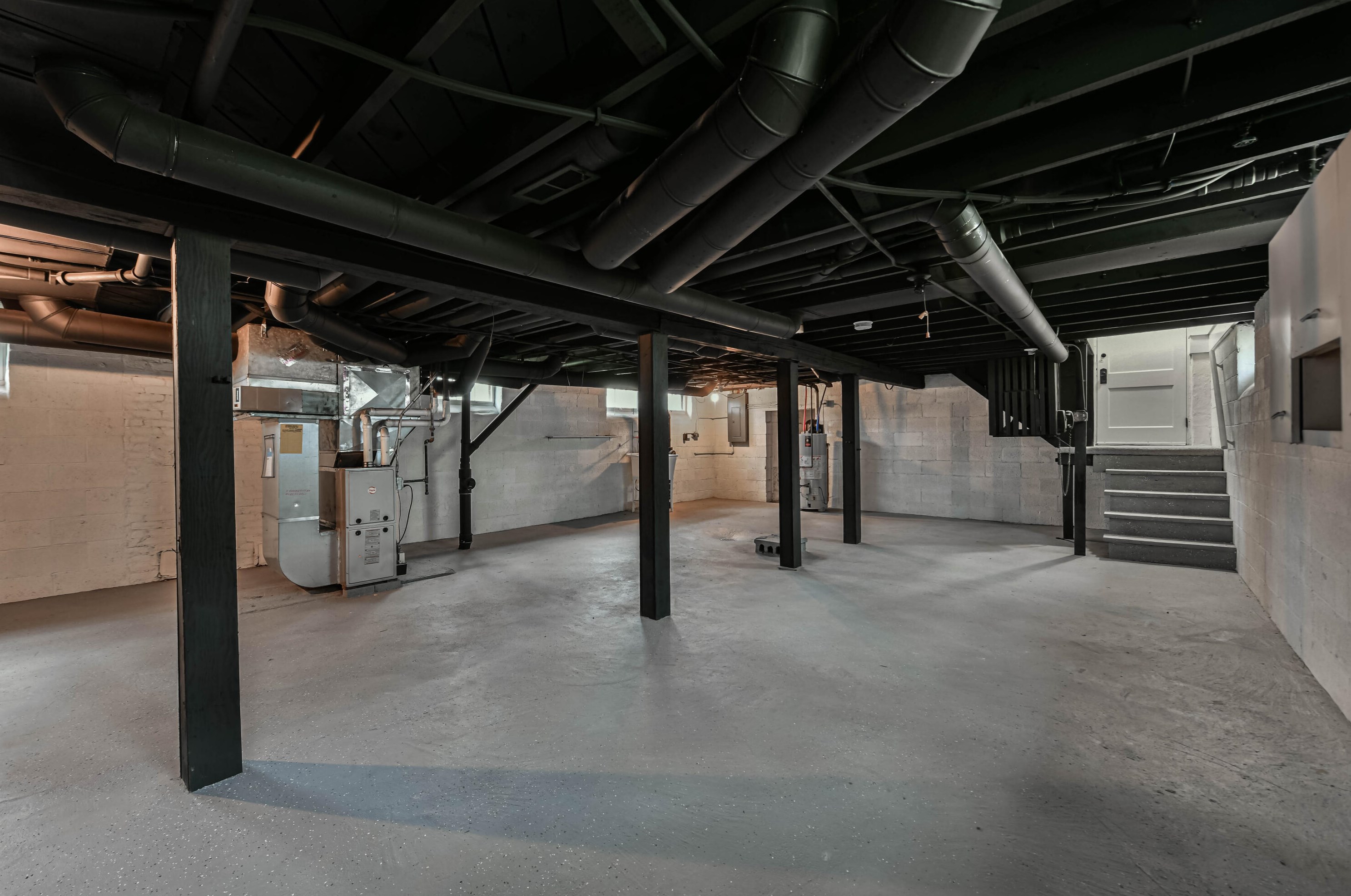 4235 92nd St, Milwaukee WI  53228-2133 exterior