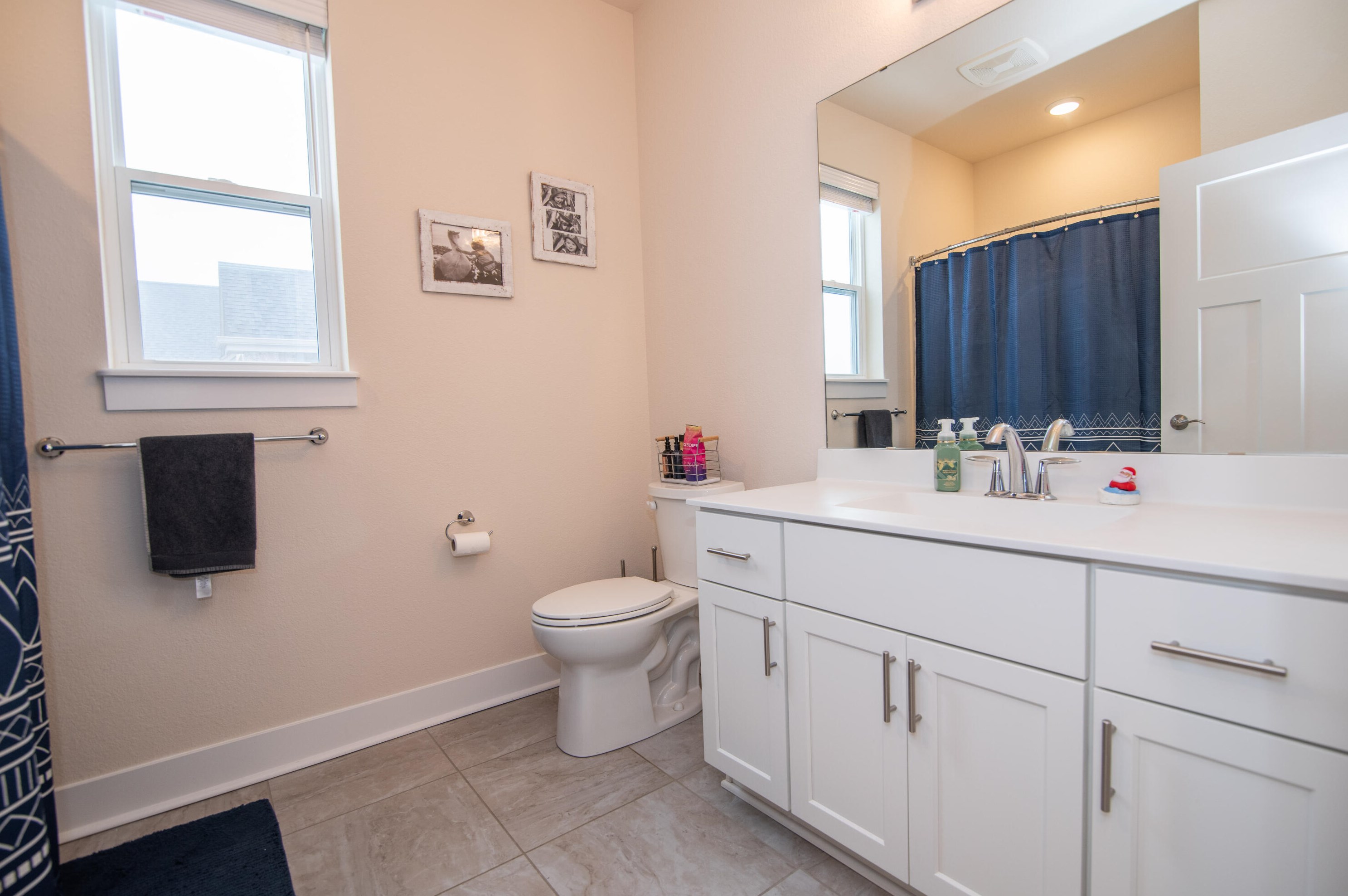 681 Spur Rd, Slinger WI  53086-9293 exterior