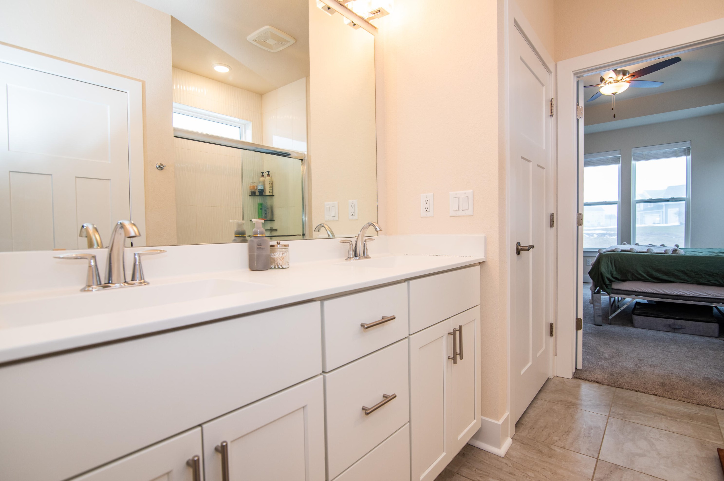 681 Spur Rd, Slinger WI  53086-9293 exterior