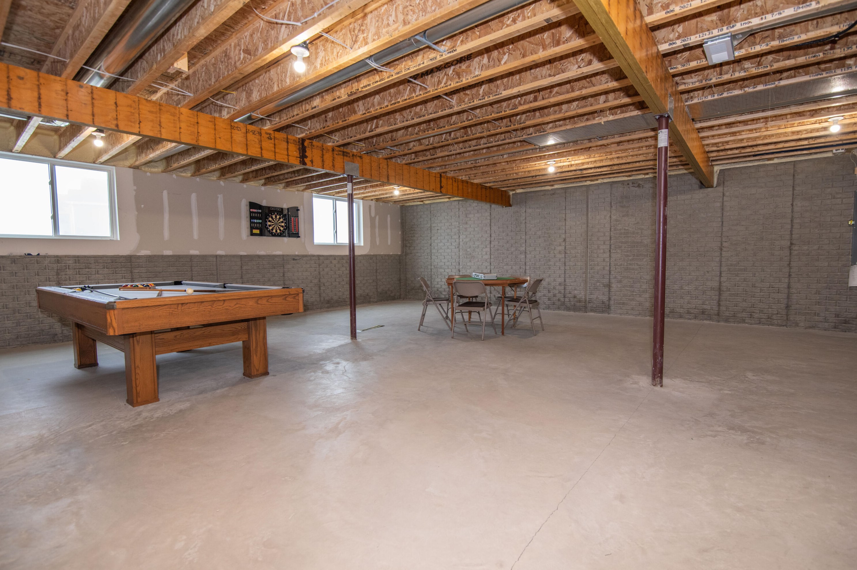 681 Spur Rd, Slinger WI  53086-9293 exterior