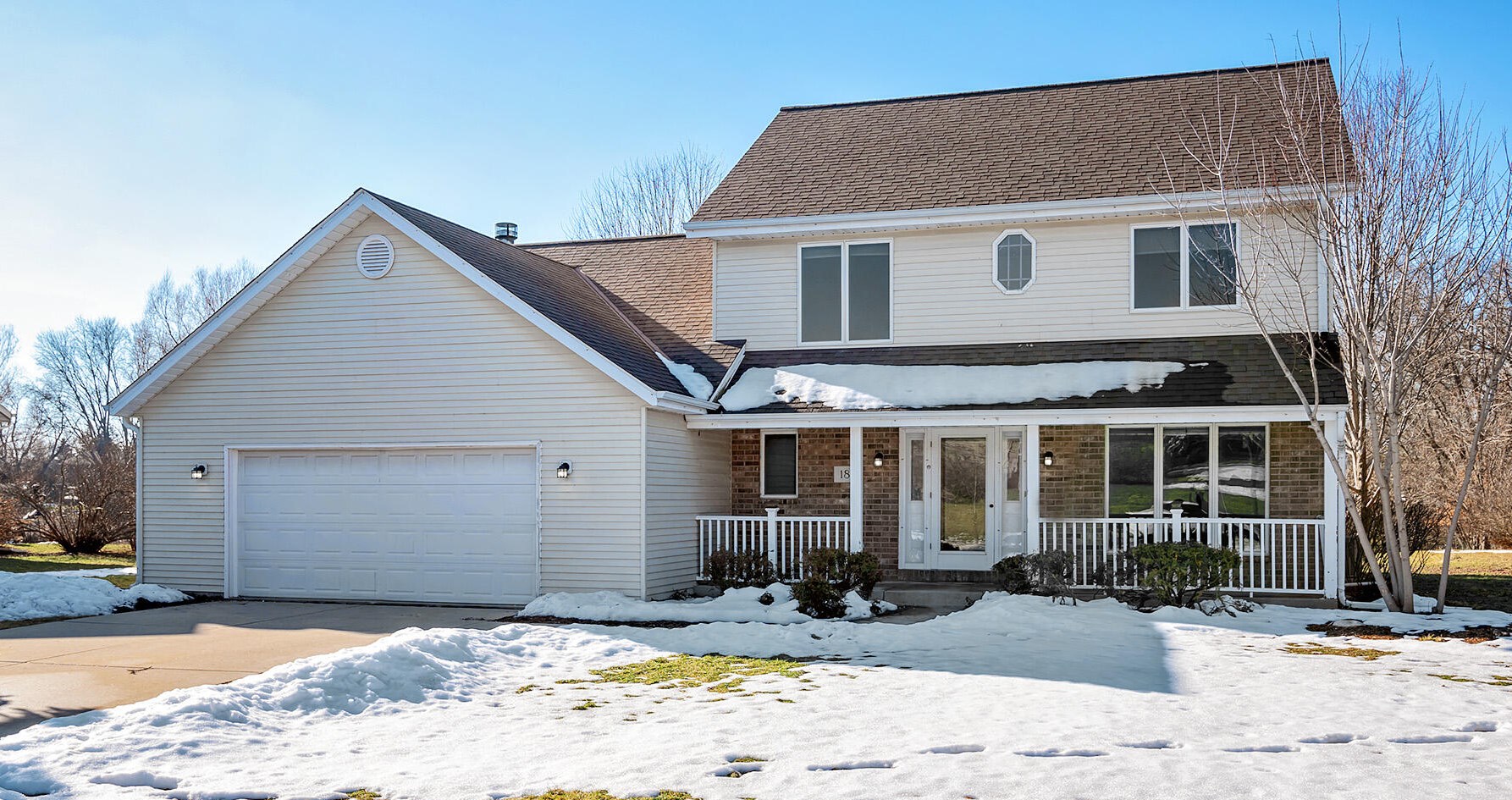 182 Granary Cir, Chenequa, WI 53029