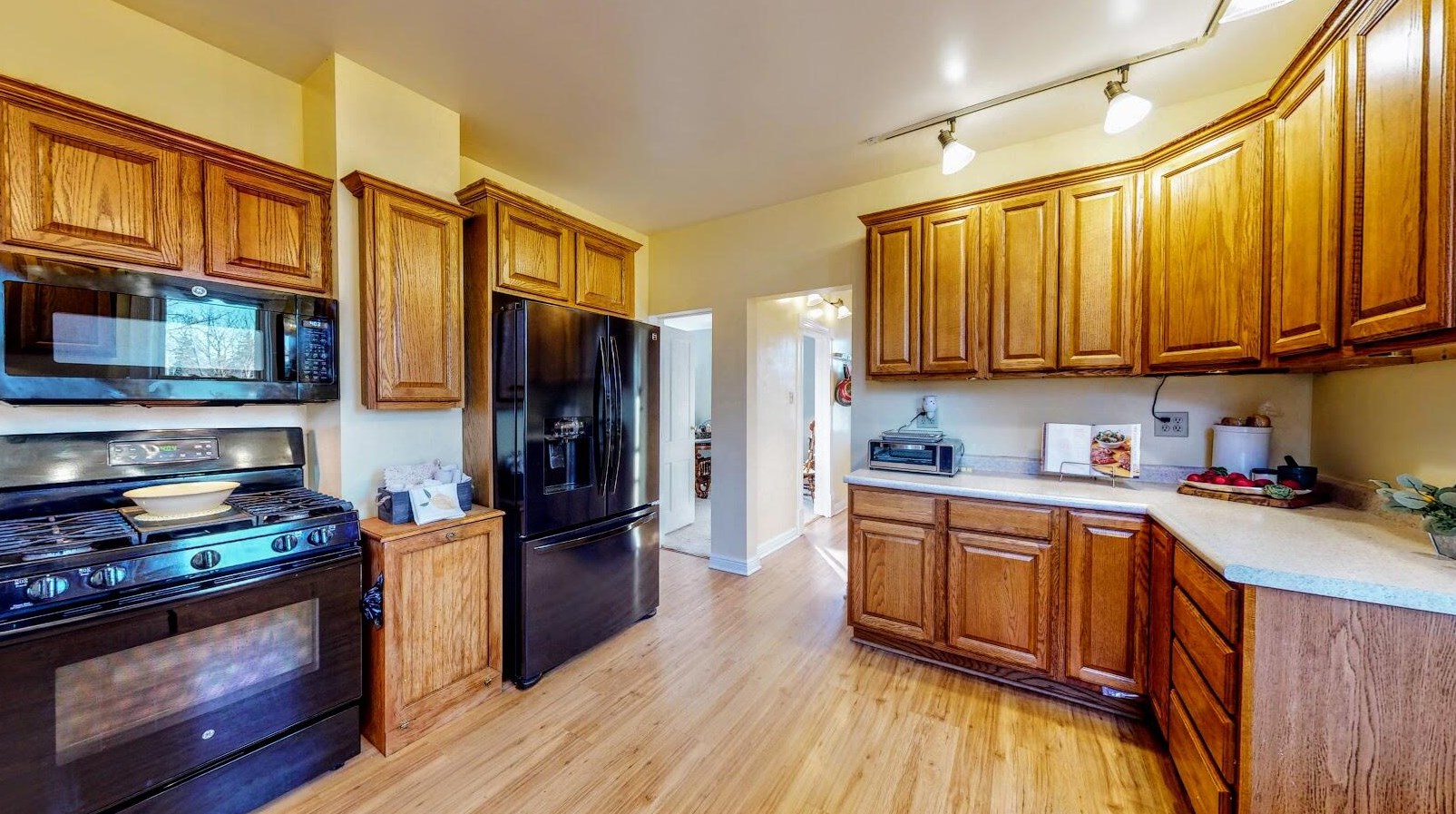 115 E Ogden St, Jefferson, WI 53549