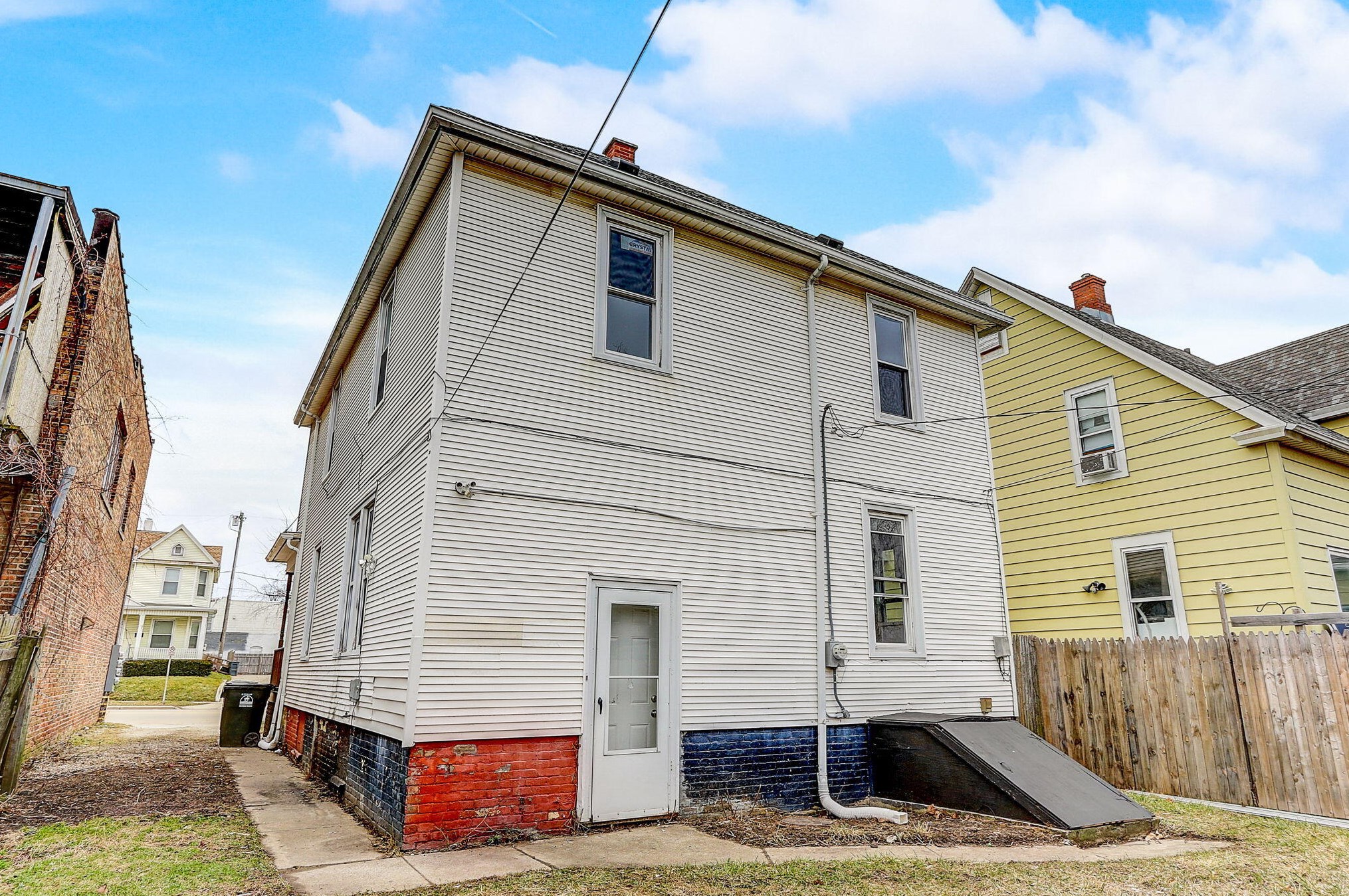 1553 Taylor Ave, Racine WI  53403-2172 exterior