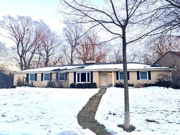 2598 Normandy Ln, Milwaukee WI  53226-1021 exterior