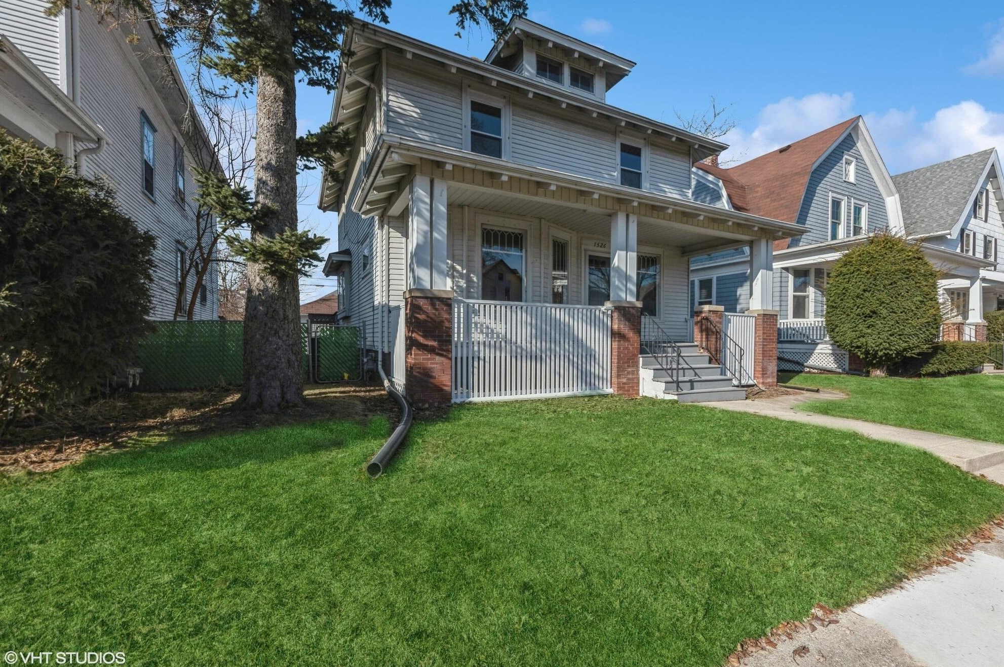 1526 Flett Ave, Racine, WI 53405-5040
