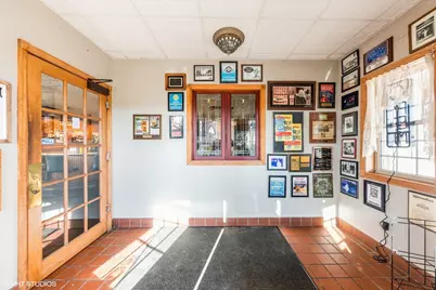 4629 N Port Washington Rd, Glendale, WI 53212 - Photo 8