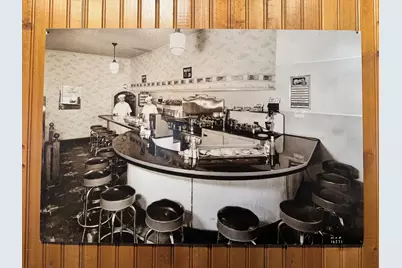 4629 N Port Washington Rd, Glendale, WI 53212 - Photo 24