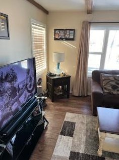 6801 Kinnickinnic Riv Pkwy, Milwaukee WI 53219-2931 exterior