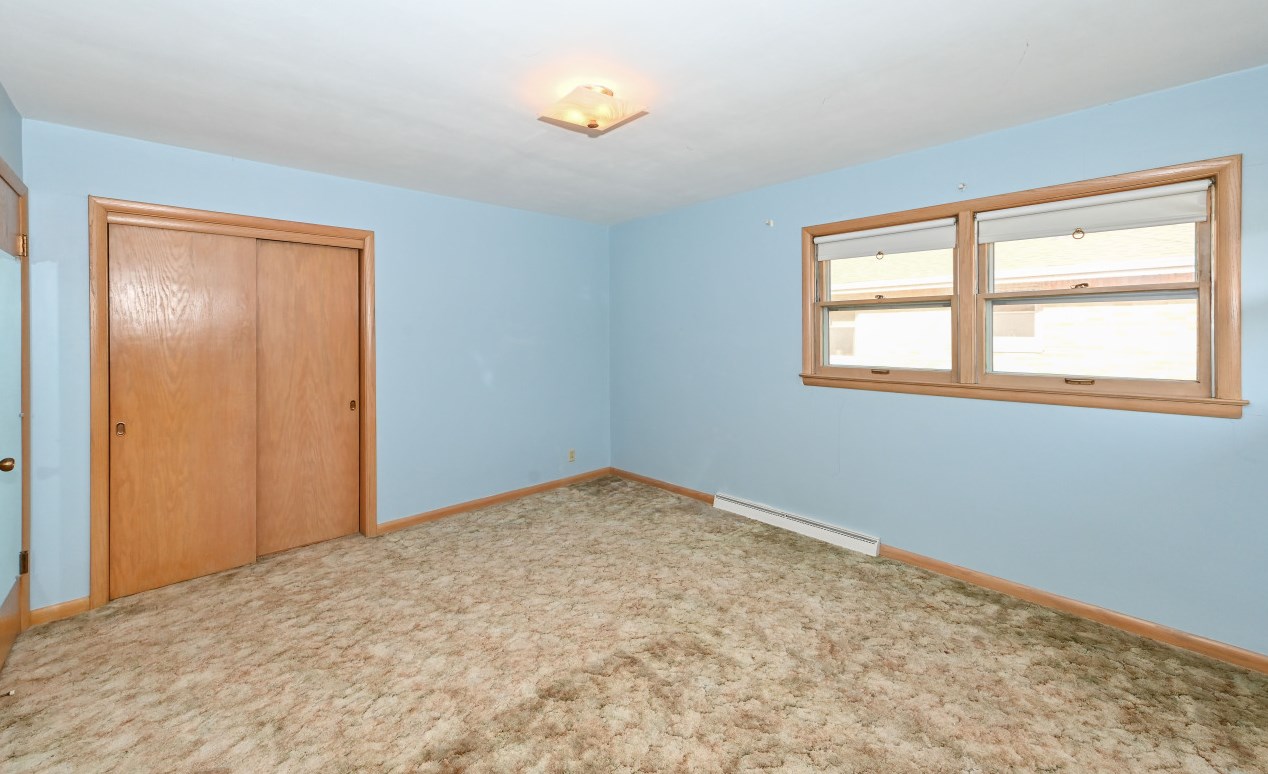 3708 101, Milwaukee WI 53222-2309 exterior