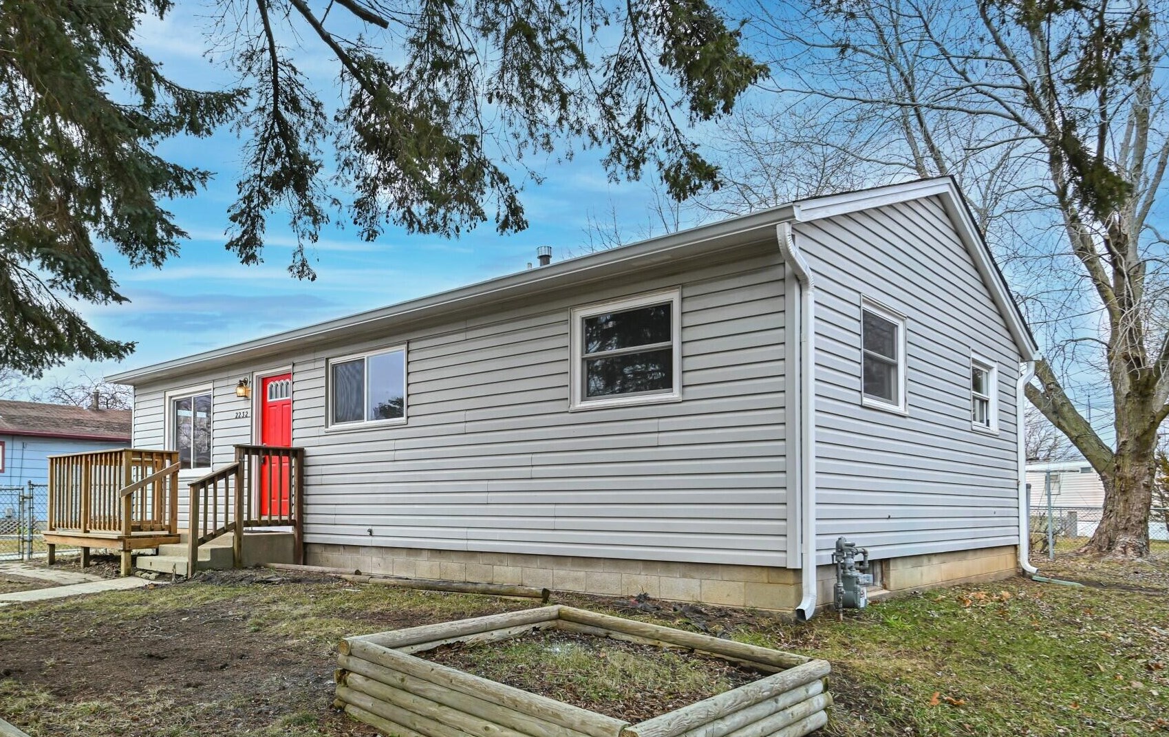 2232 Winthrop Ave, Racine, WI 53403