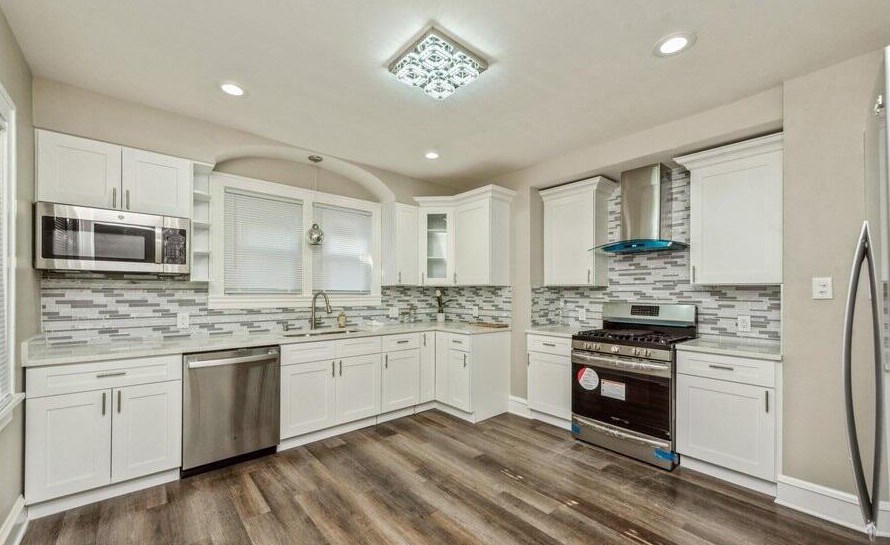 4187 22nd St, Milwaukee WI  53209-6735 exterior