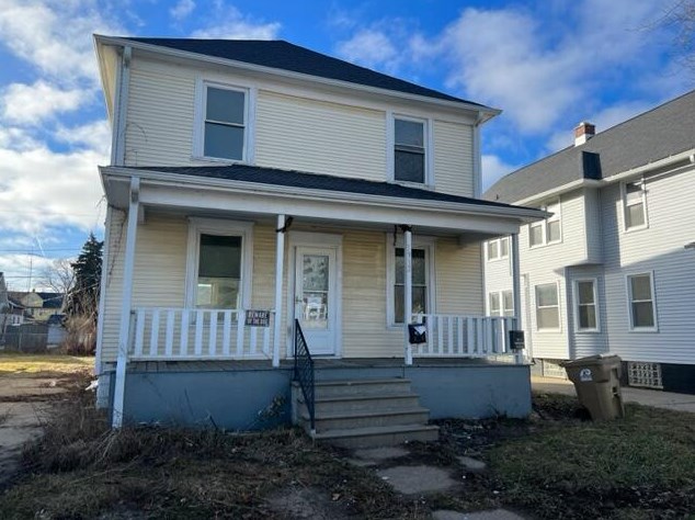 3912 Sheridan Rd, Kenosha, WI 53140