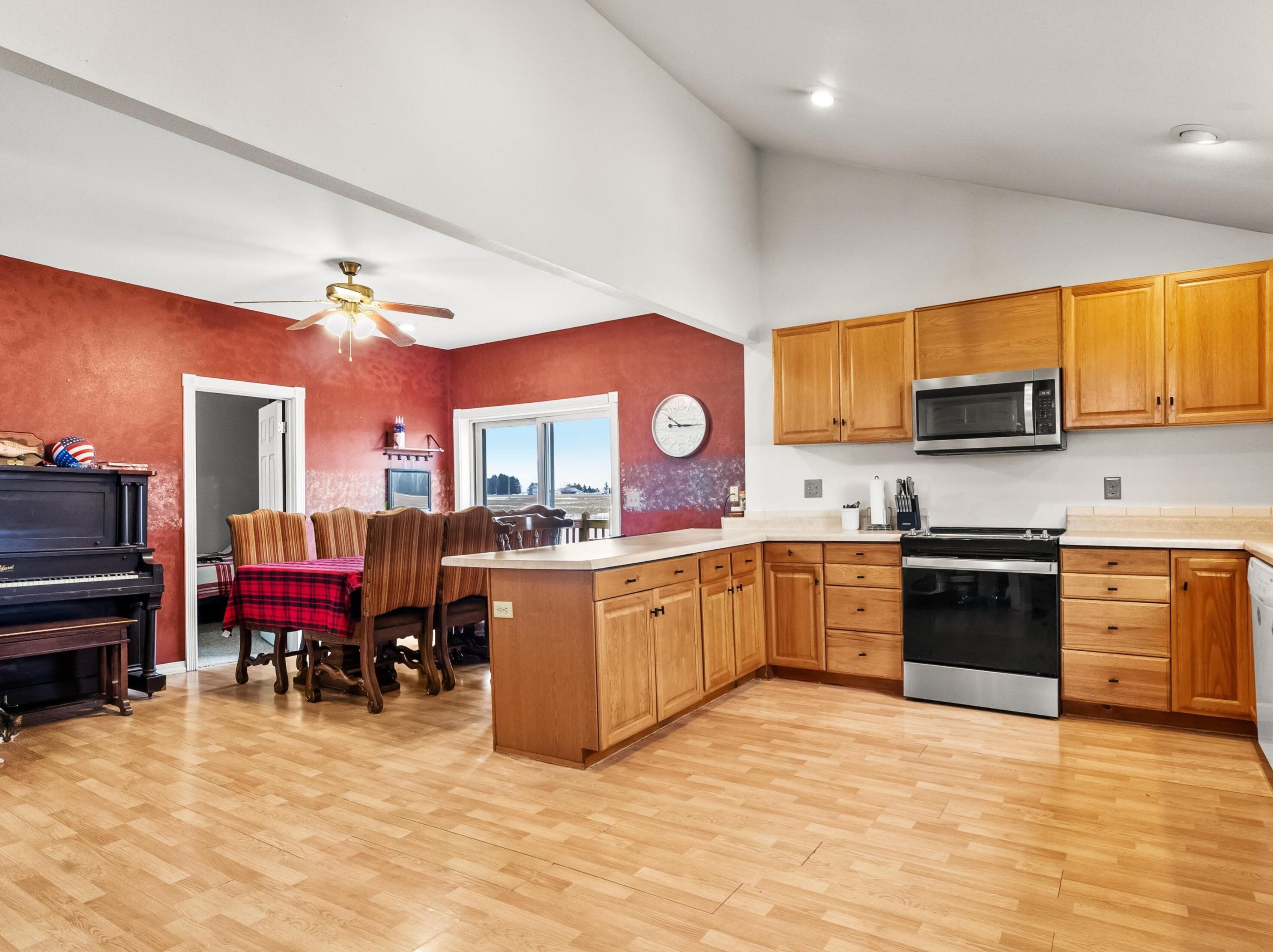 13423 Mraz Rd, Mishicot WI  54228-9413 exterior