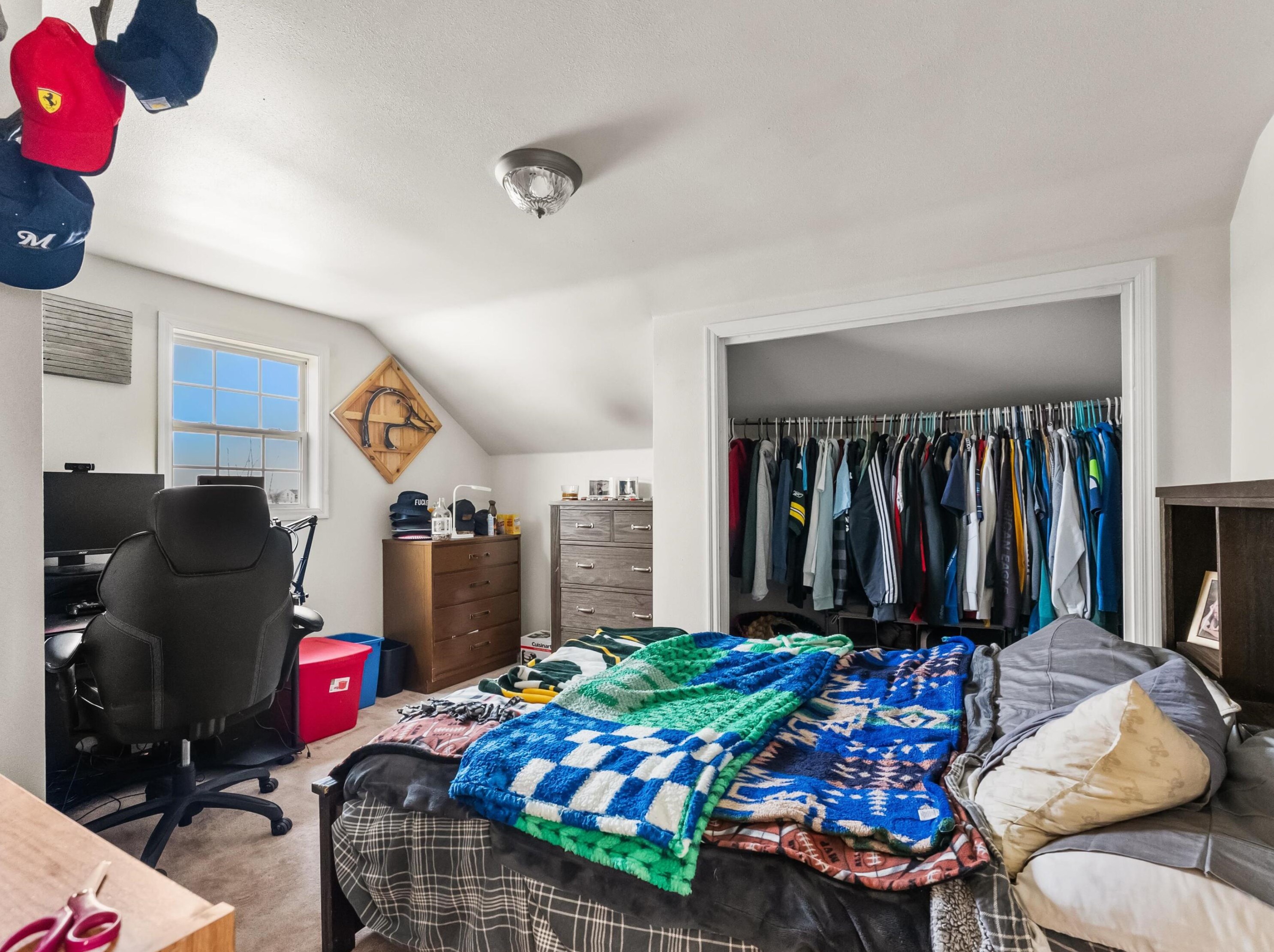13423 Mraz Rd, Mishicot WI  54228-9413 exterior