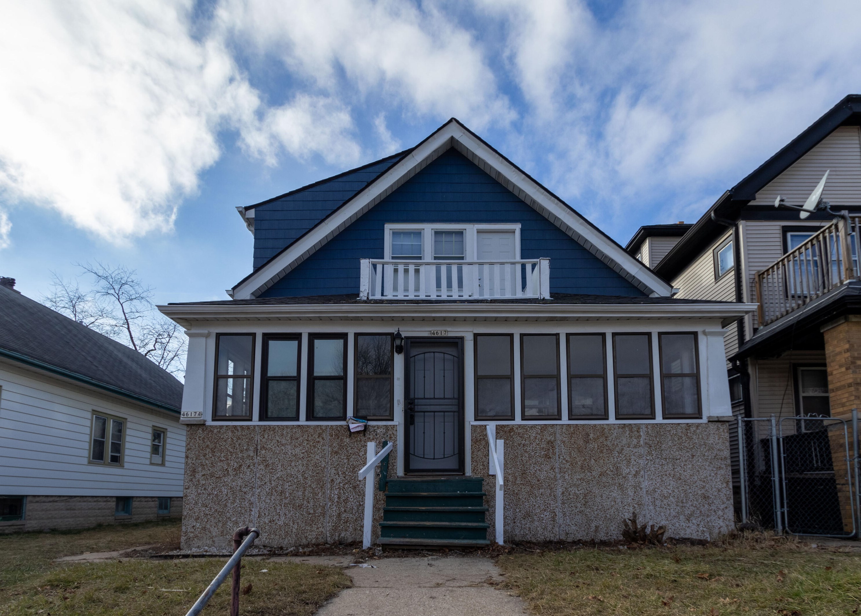 4617 29th St, Milwaukee, WI 53209-6007