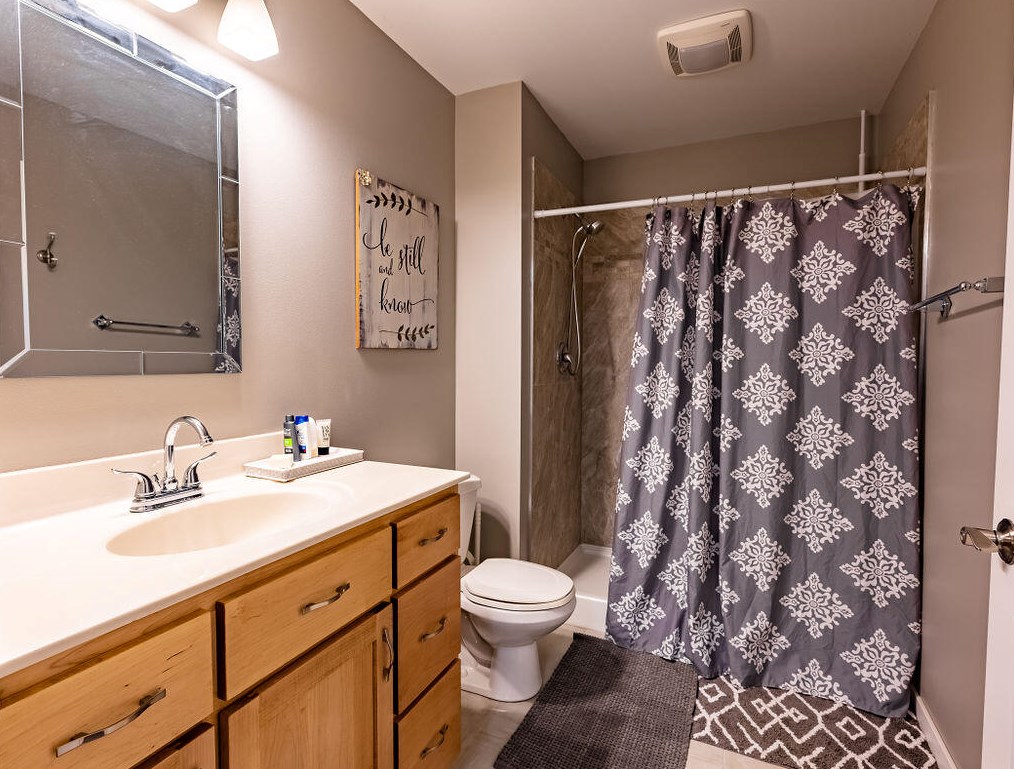 1600 Iris St, Holmen WI  54636-8828 exterior