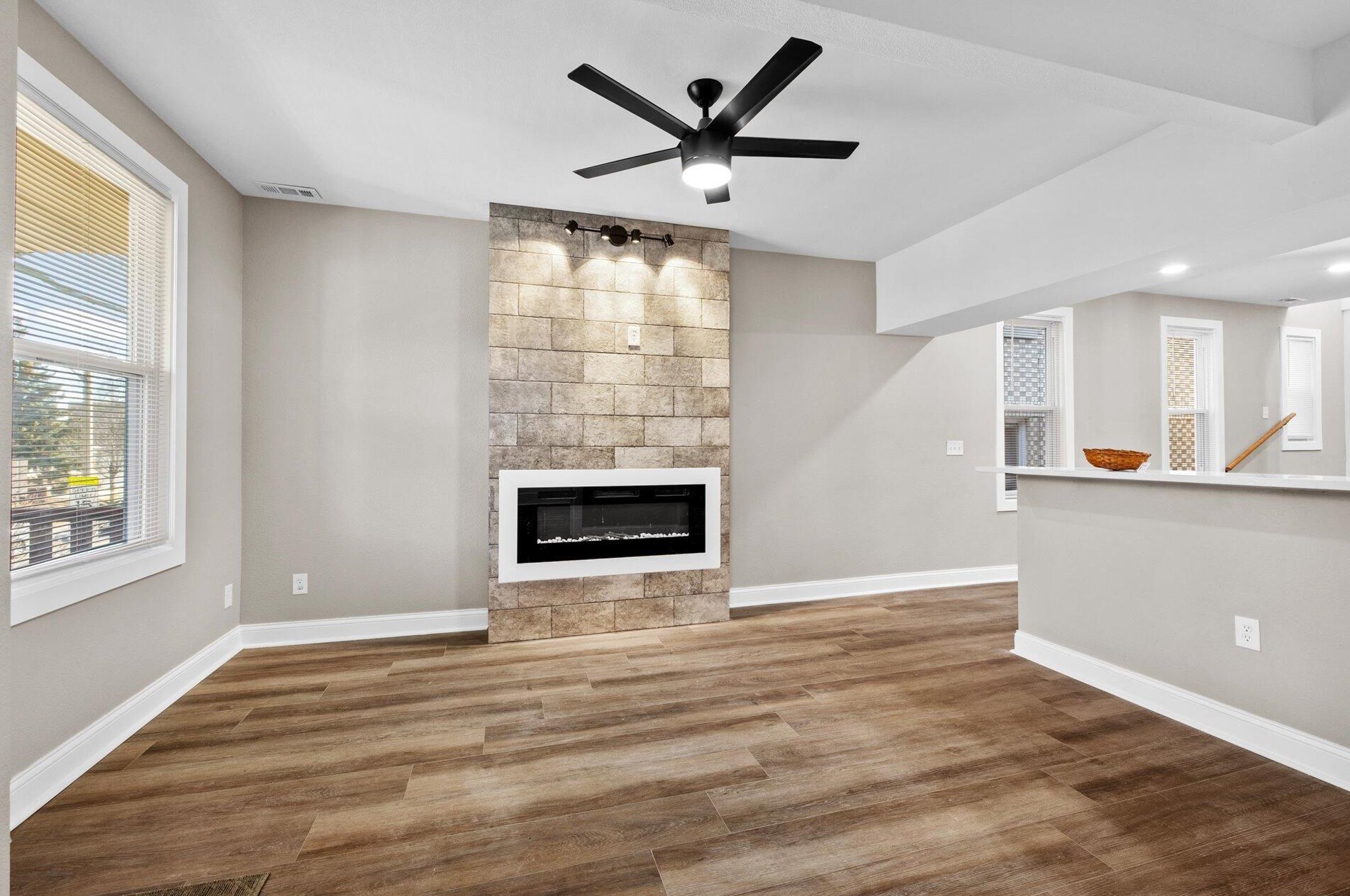 2953 11 St, Milwaukee WI 53215-3813 exterior