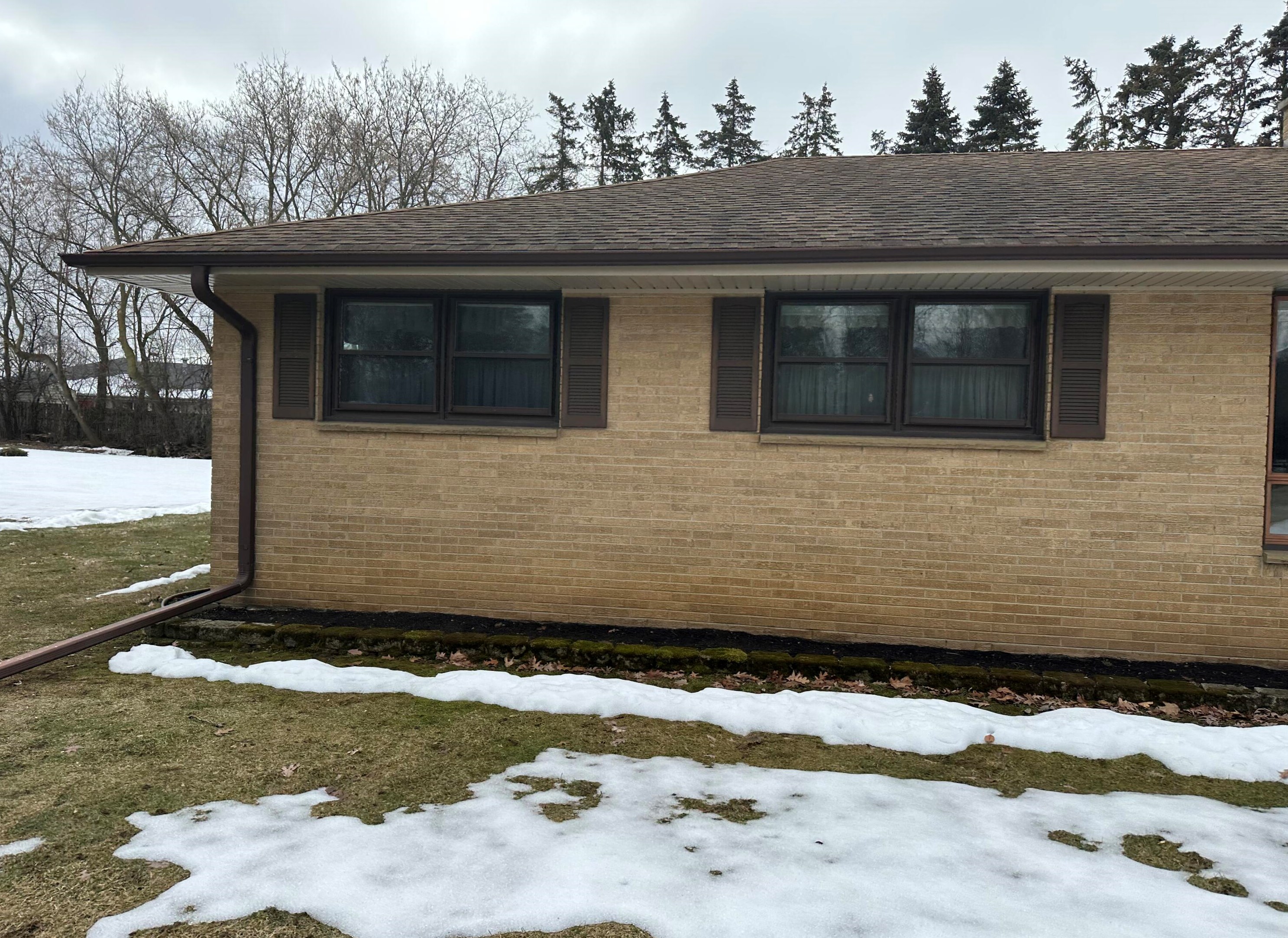 13165 Armour Ave, Waukesha, WI 53151-6919