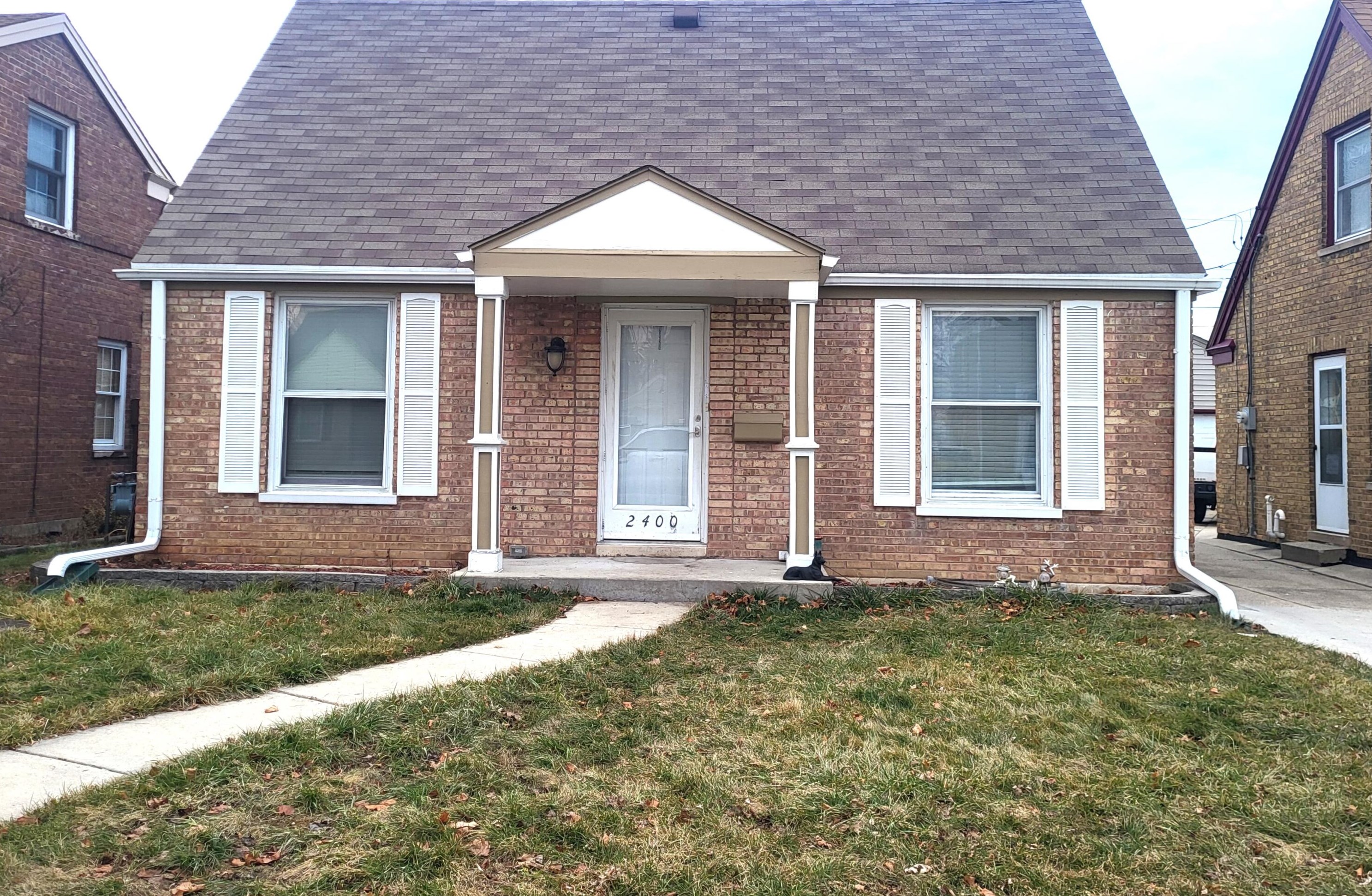 2400 Gillen St, Racine, WI 53403-3055