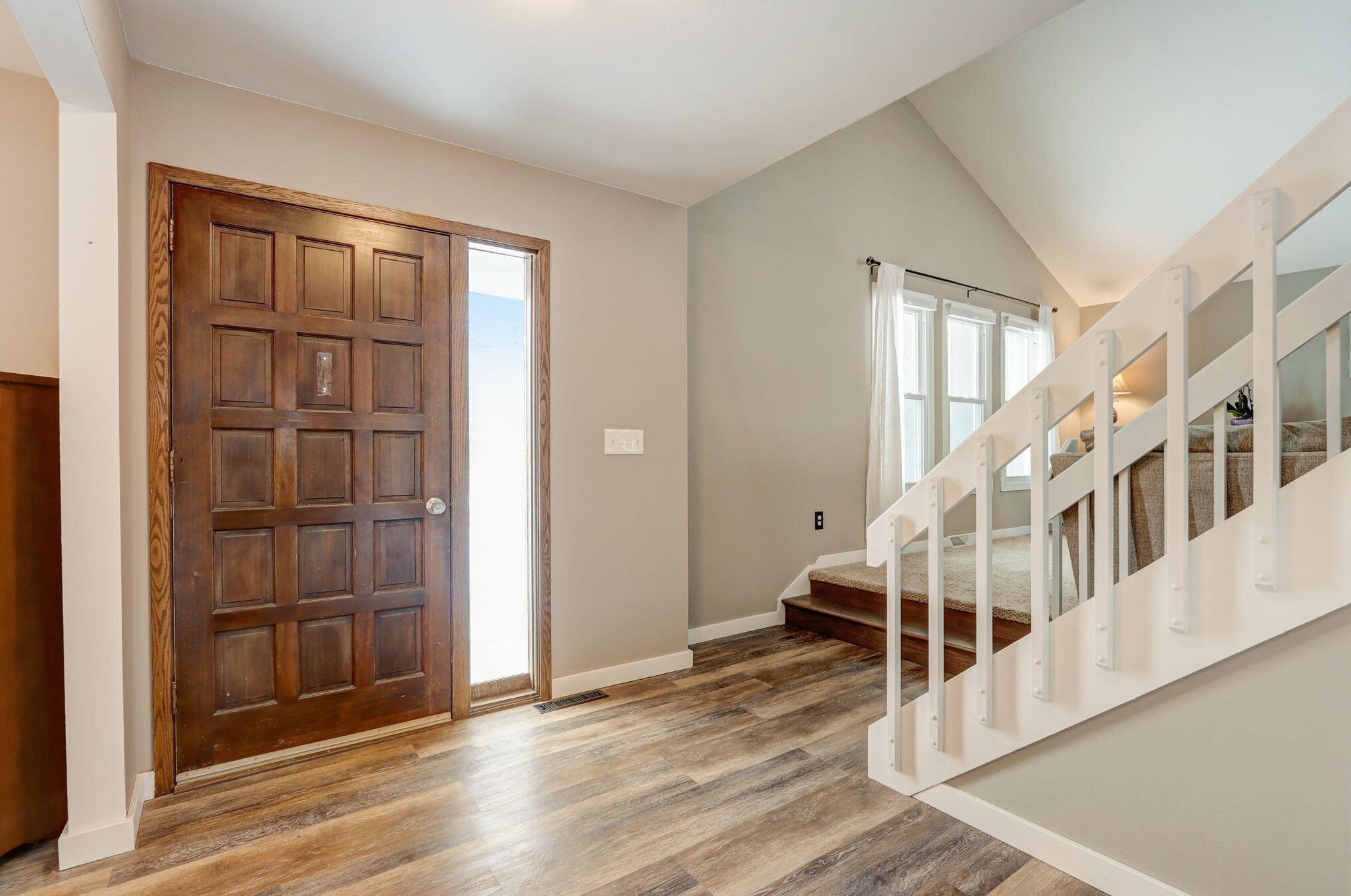 3368 Acredale Dr, Waukesha, WI 53151-4329