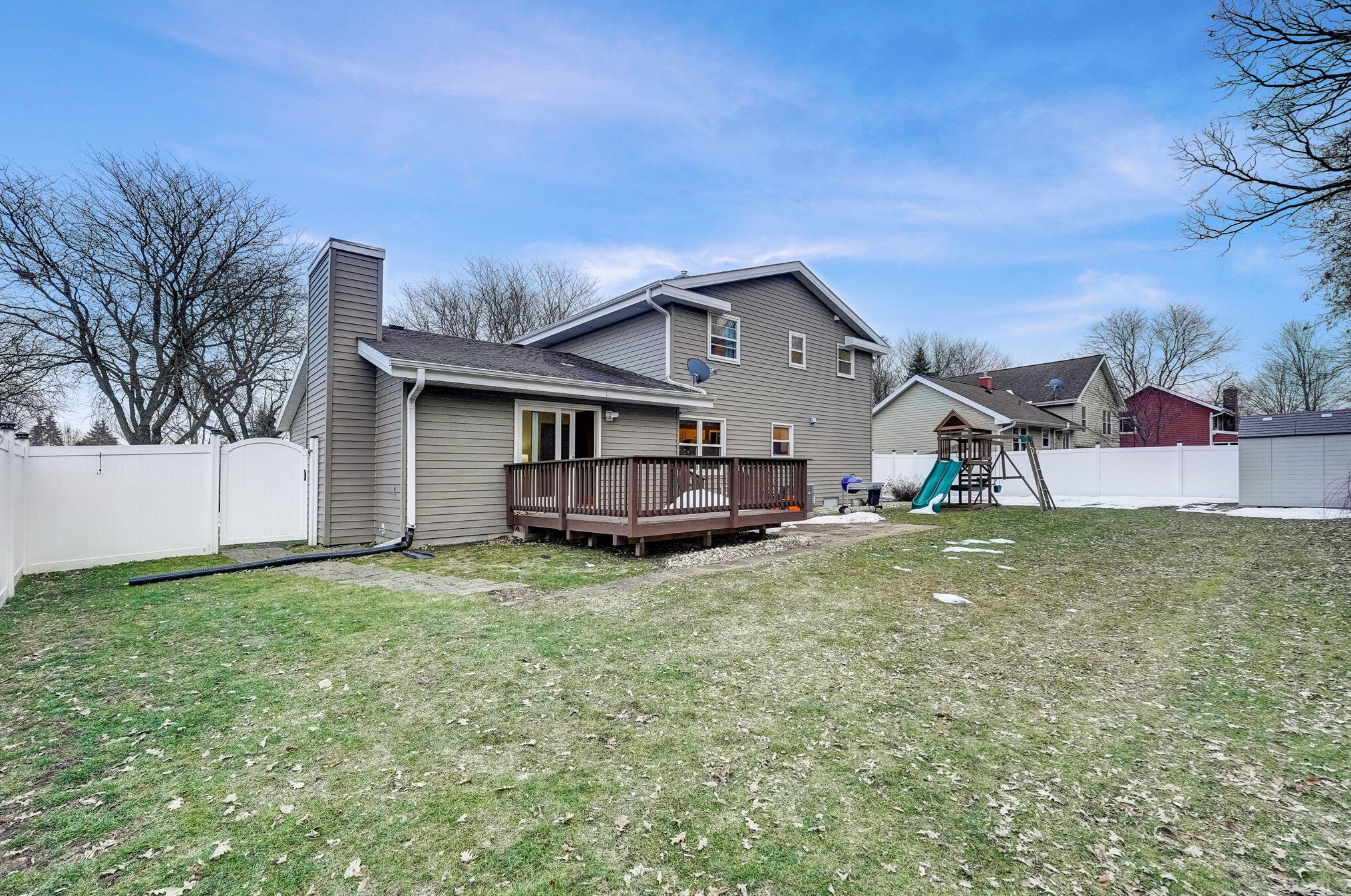 2908 Sussex Ln, Waukesha, WI 53188-1387