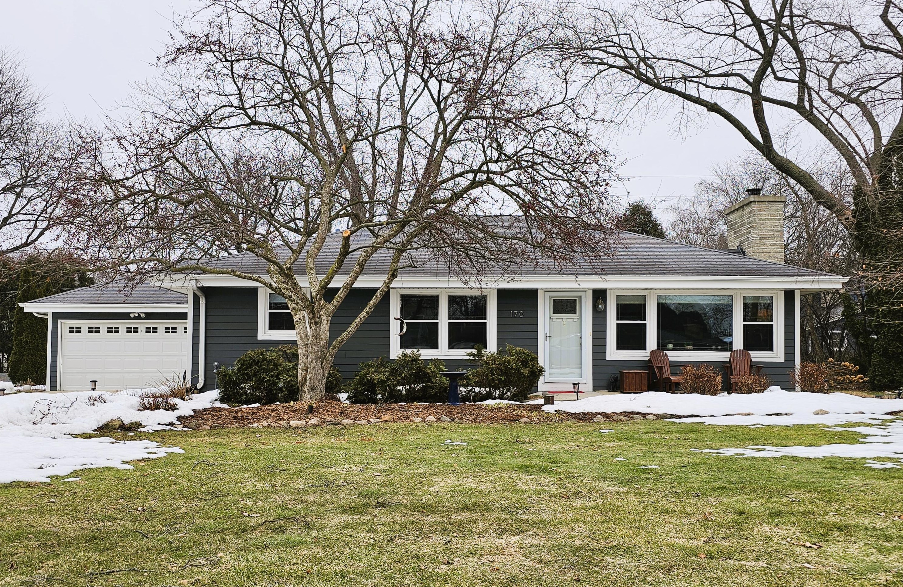 170 Beaumont Ave, Brookfield, WI 53005-7902