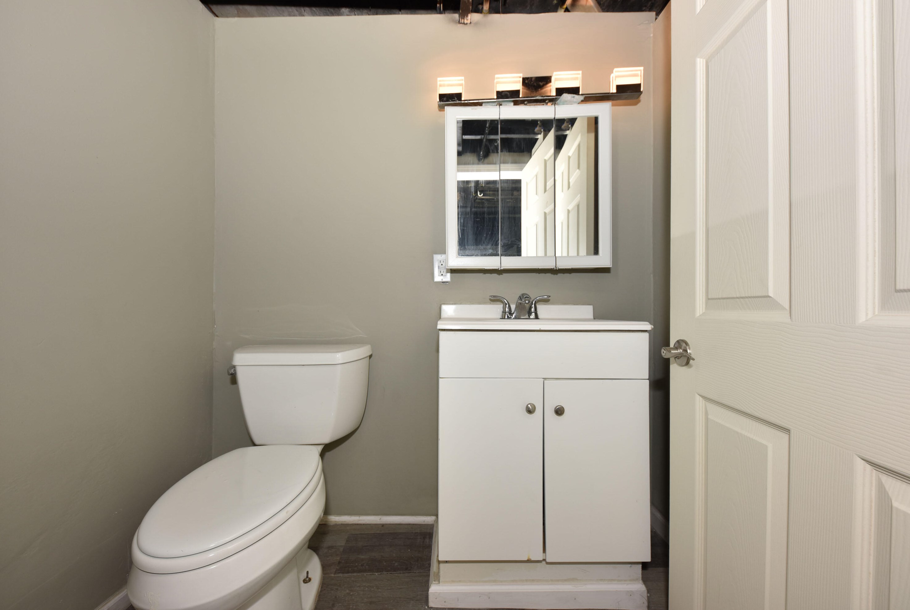 4139 48th St, Milwaukee WI  53216-1544 exterior