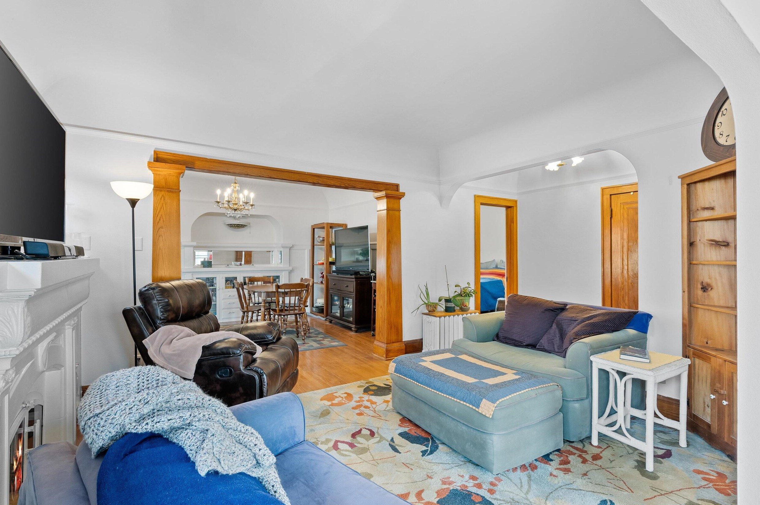 1823 Olive St, Milwaukee WI  53211-6840 exterior