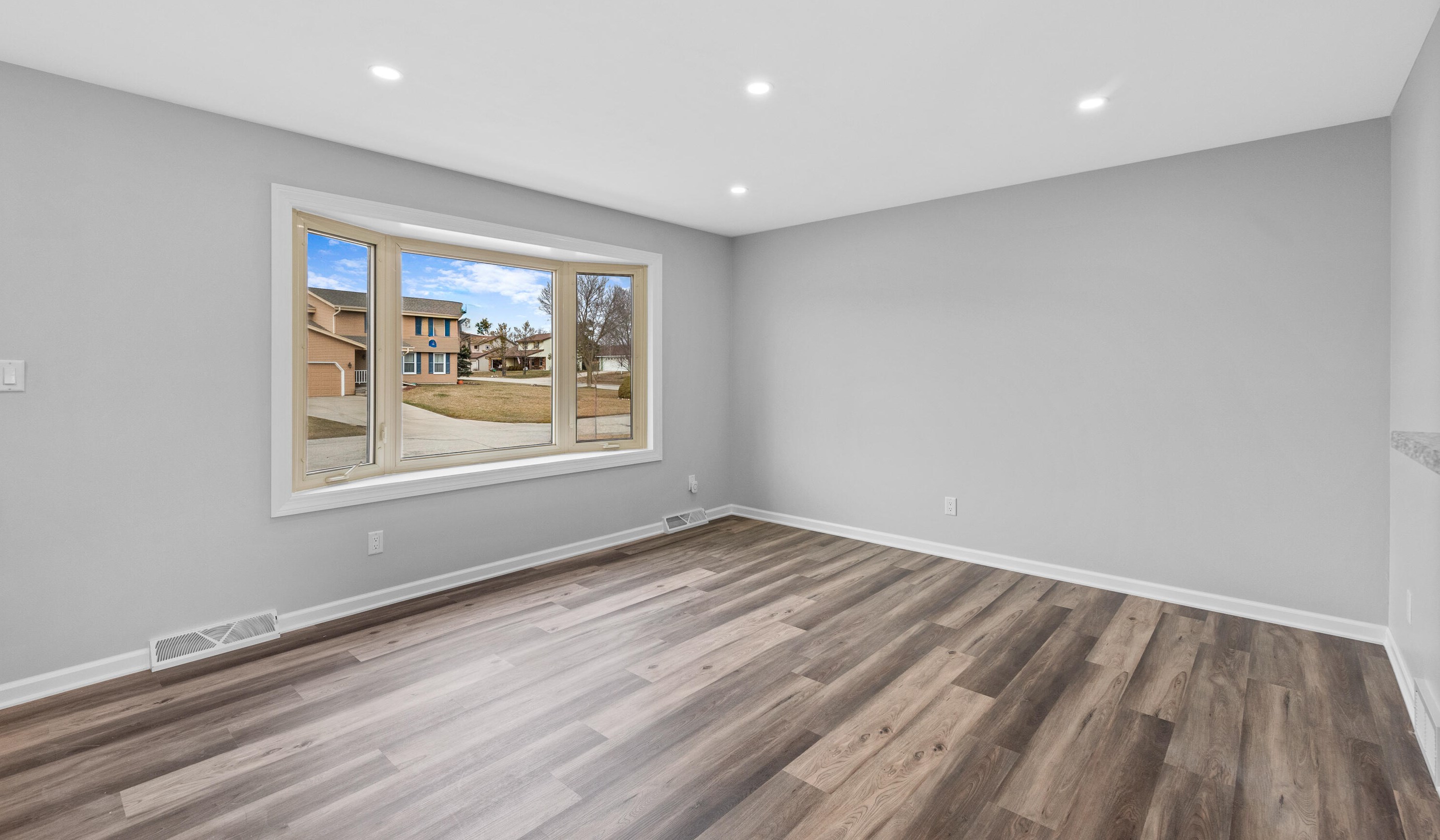 7518 Bishops Way, Hales Corners, WI 53132-1843
