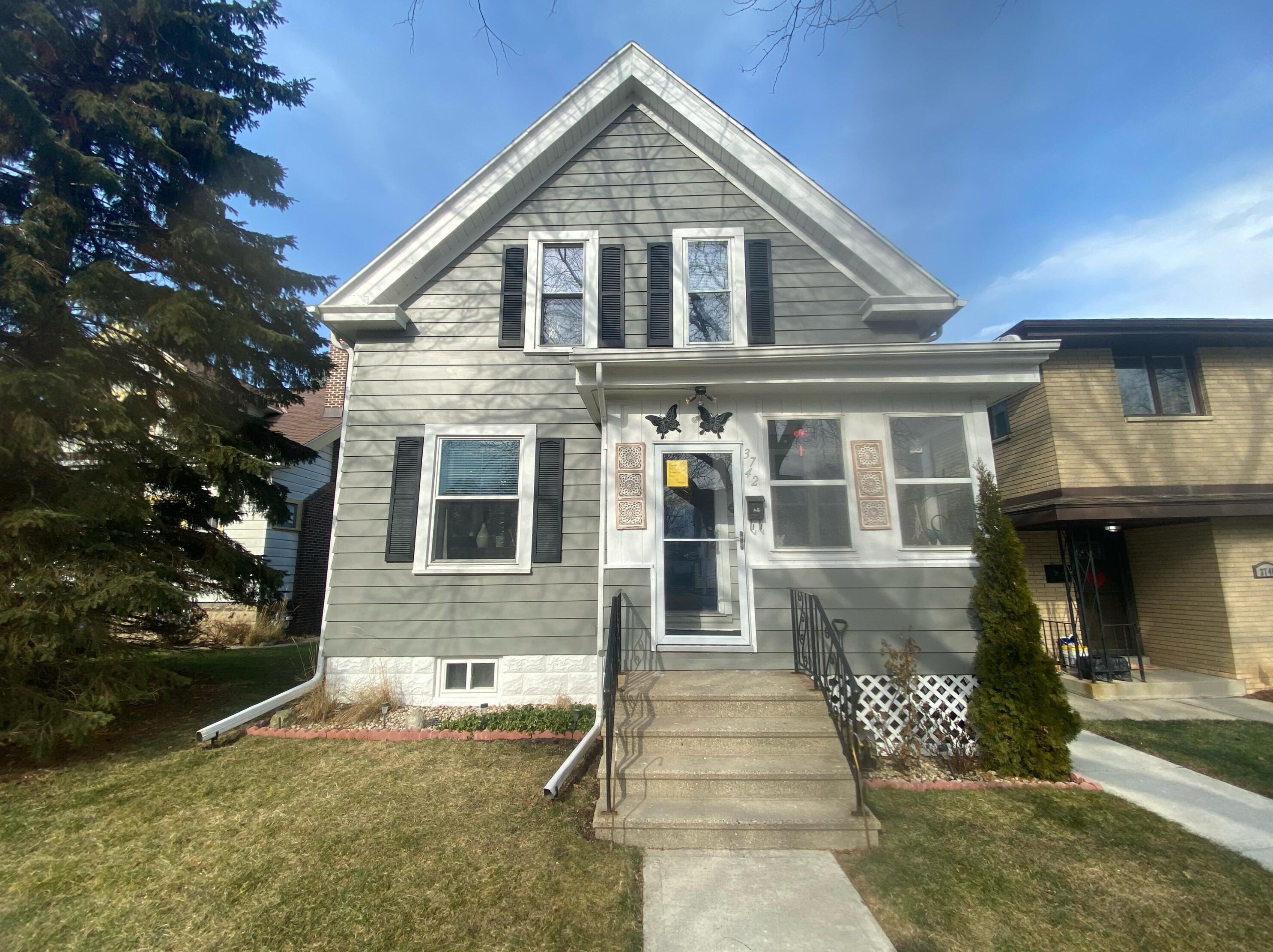 3742 E Van Norman Ave, Cudahy, WI 53110