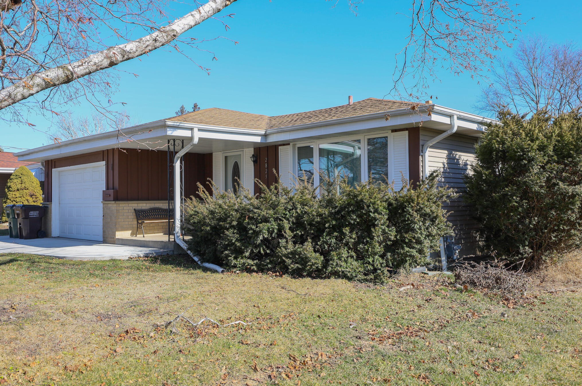 2825 87th St, Sturtevant, WI 53177-2029