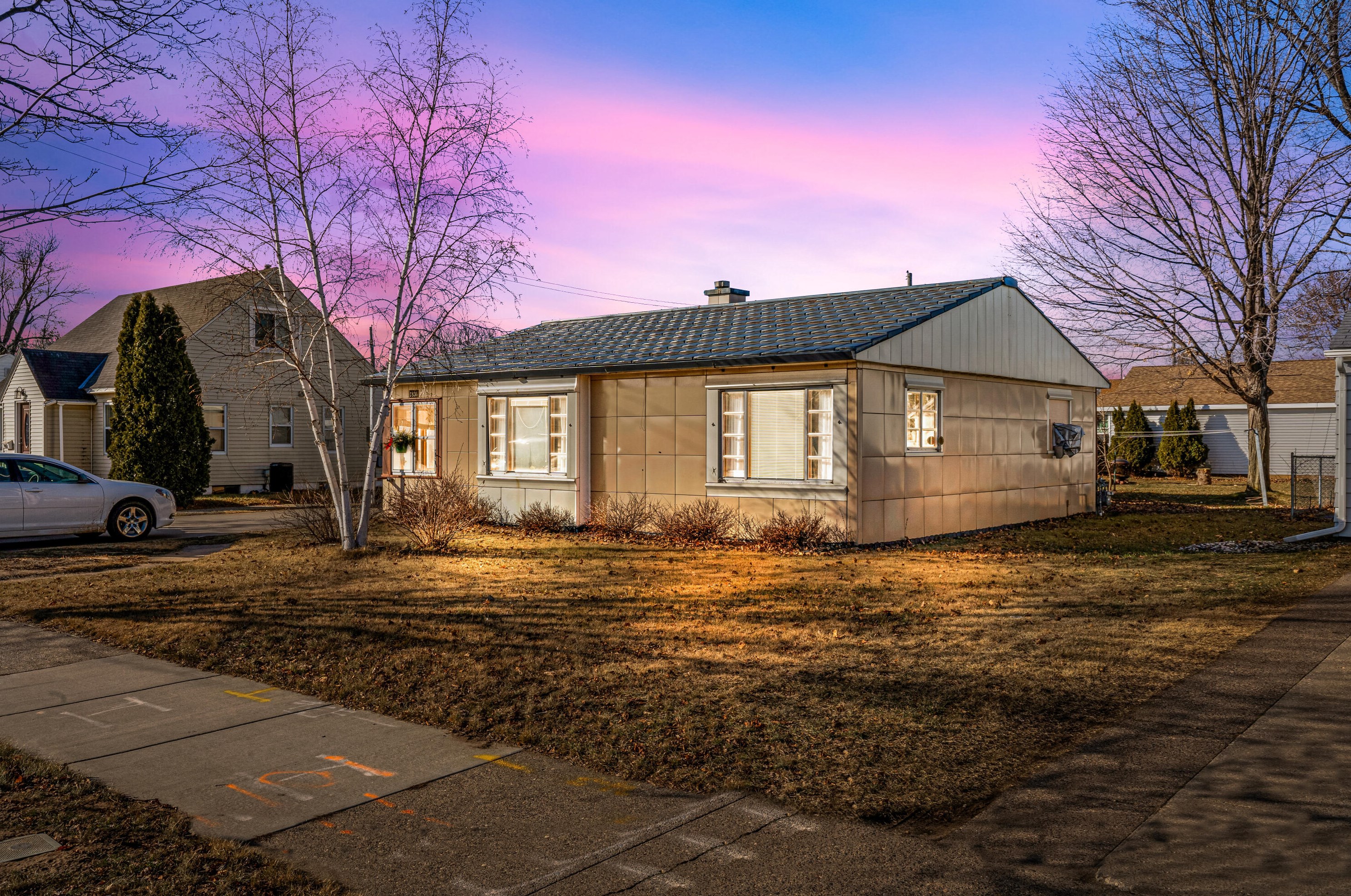 1830 Losey Blvd, La Crosse, WI 54601