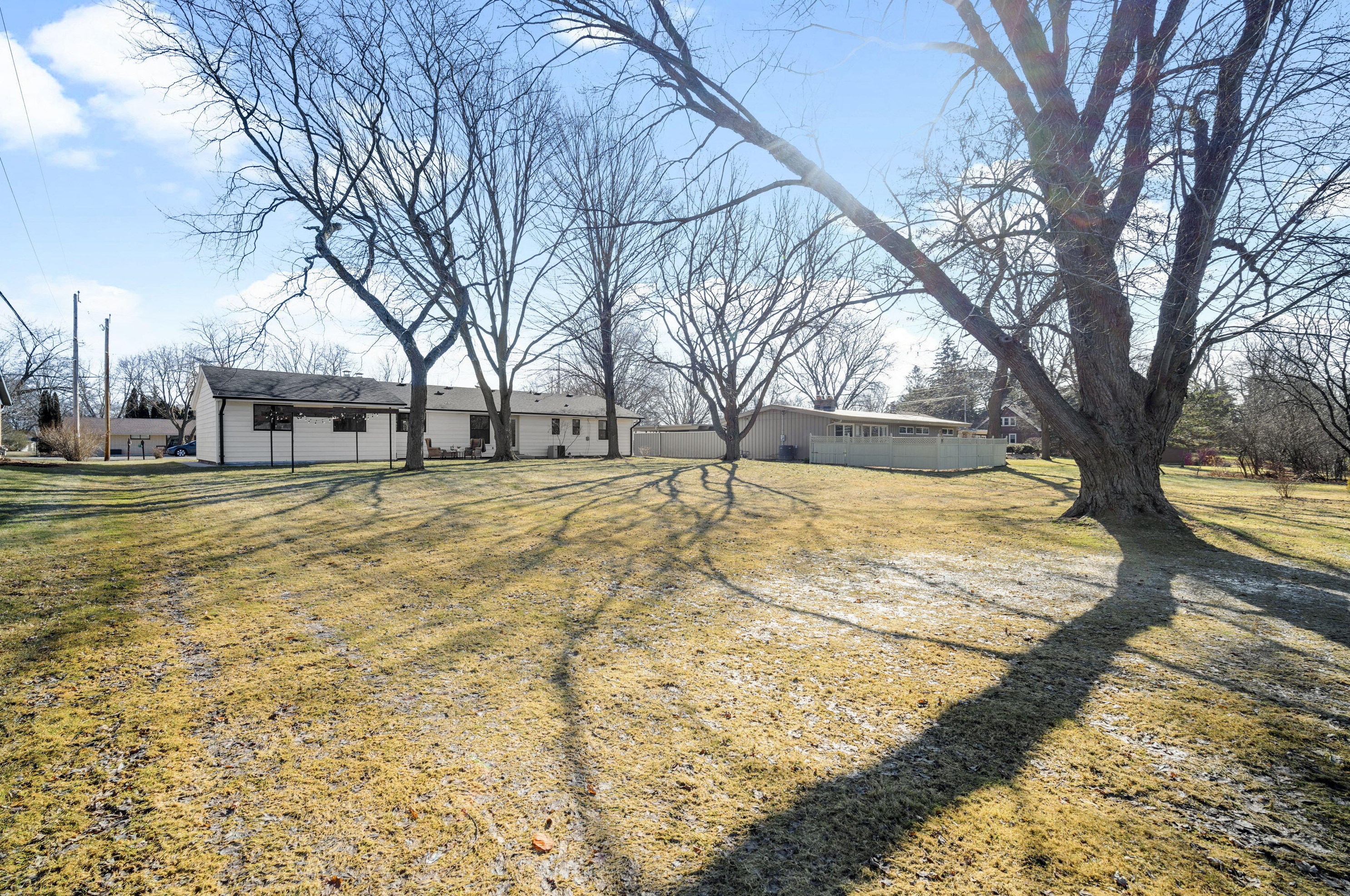 8695 Regent Rd, Milwaukee WI  53217-2362 exterior