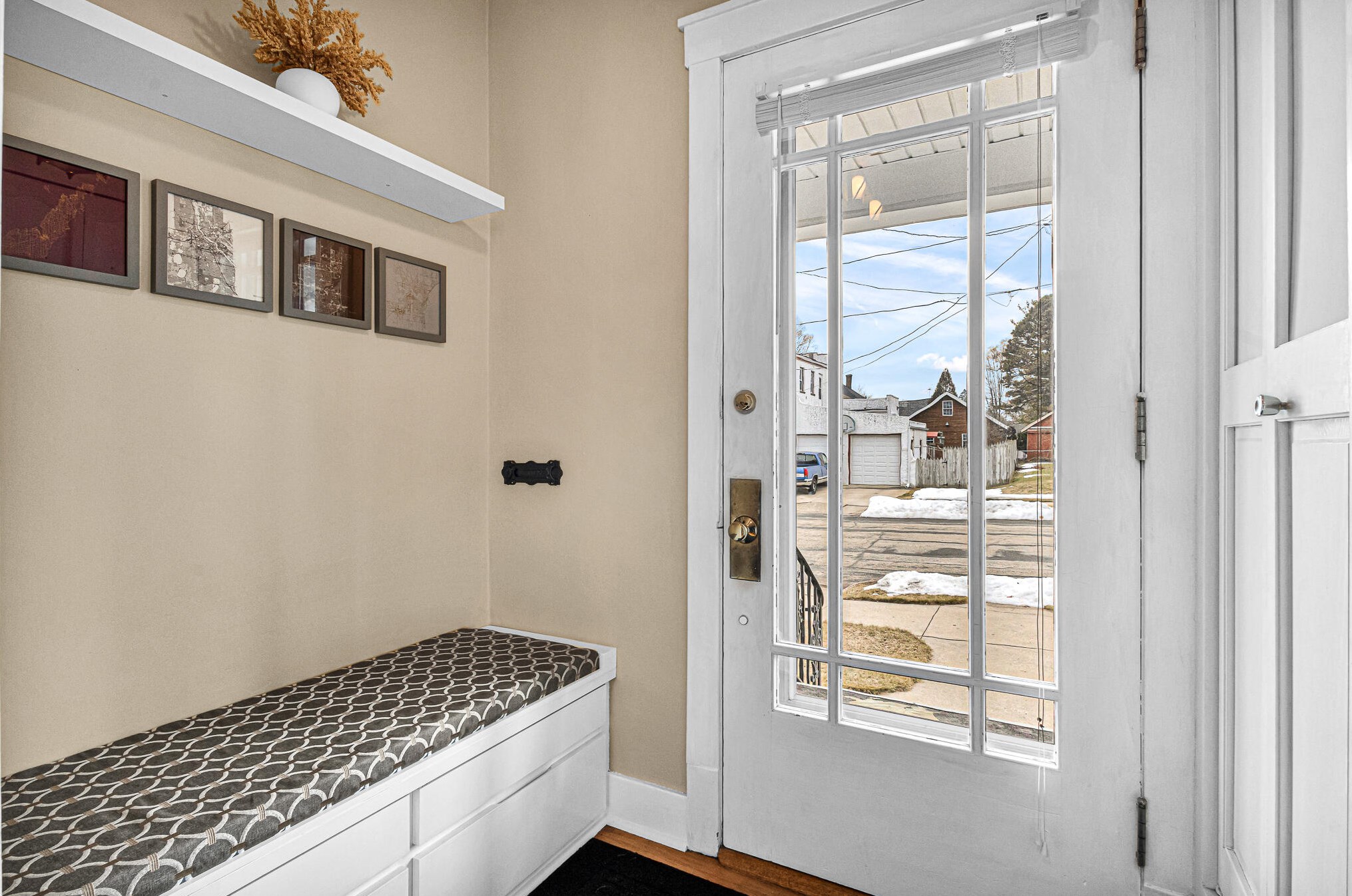 710 Pine St, Manitowoc WI  54220-2825 exterior