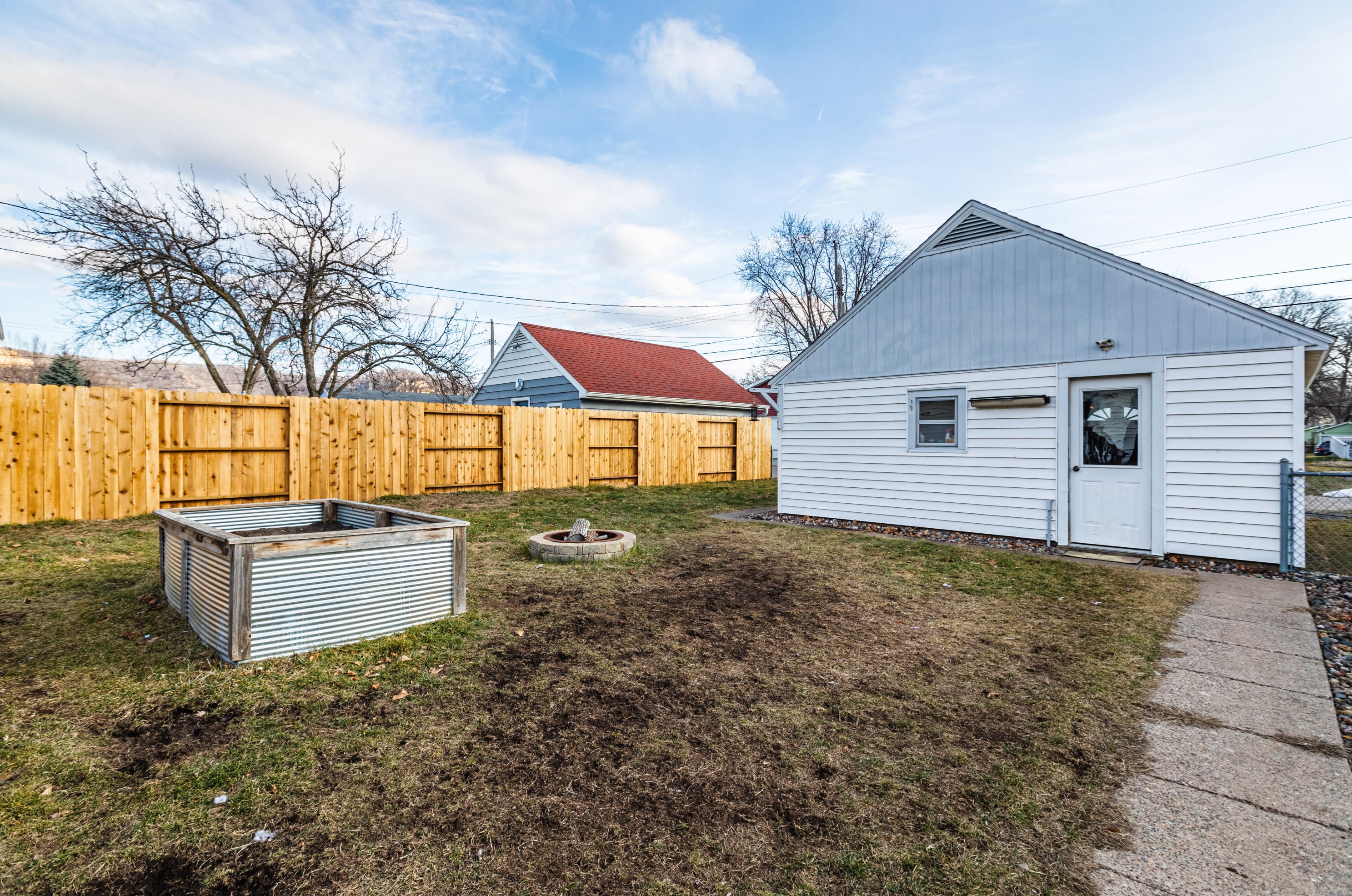 2122 Jackson St, La Crosse WI  54601-5902 exterior