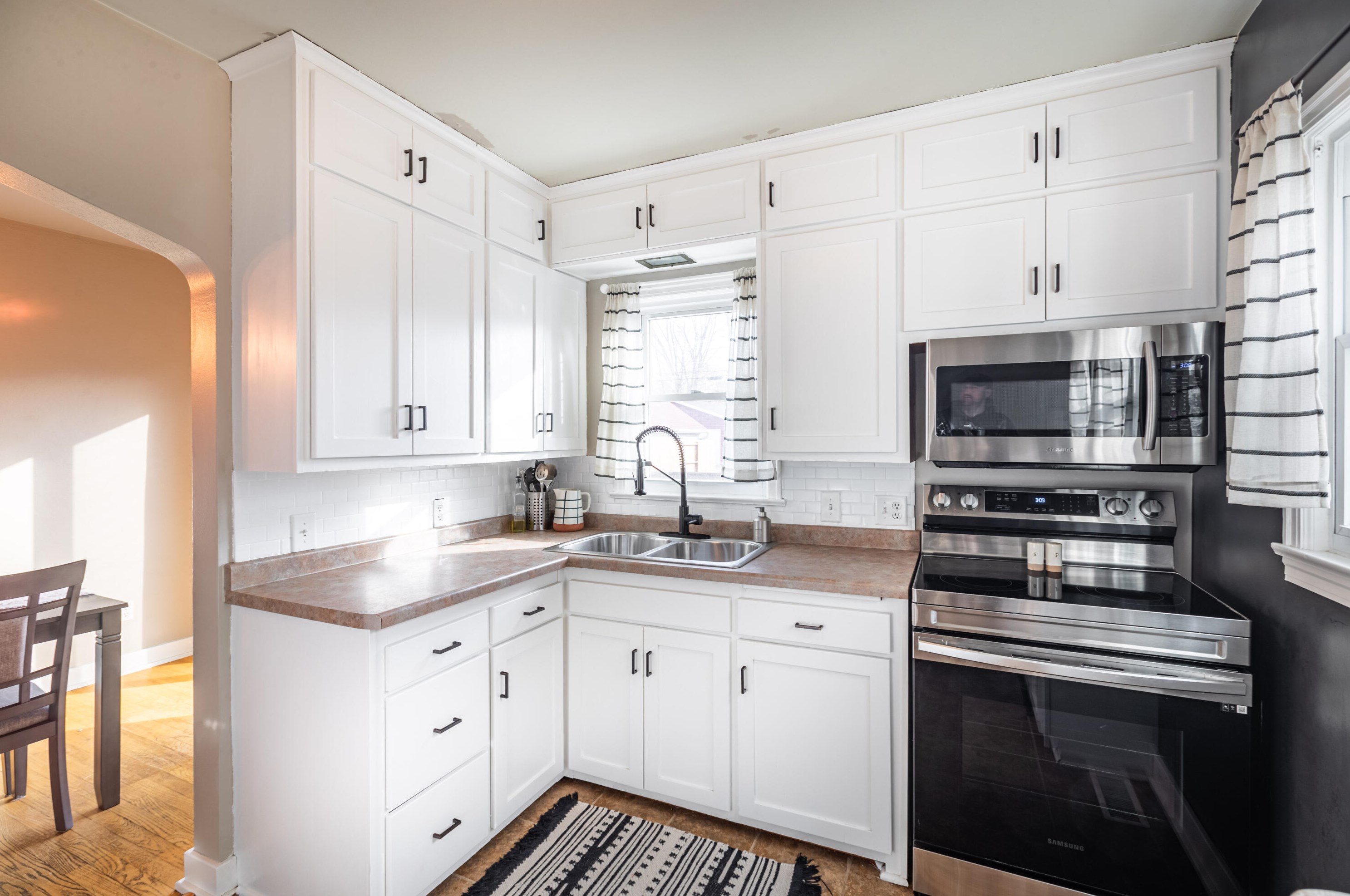 2122 Jackson St, La Crosse WI  54601-5902 exterior