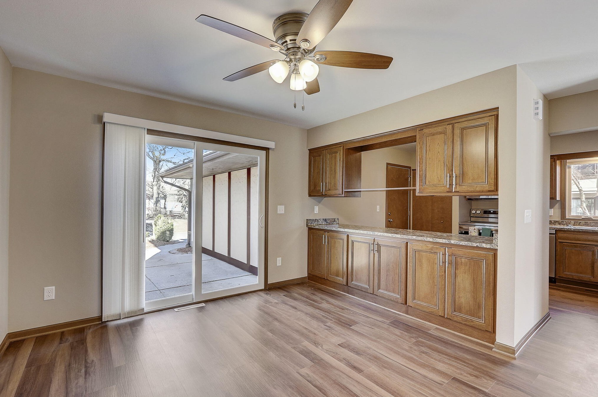 5281 Somerset Ln, Milwaukee WI 53221-3223 exterior