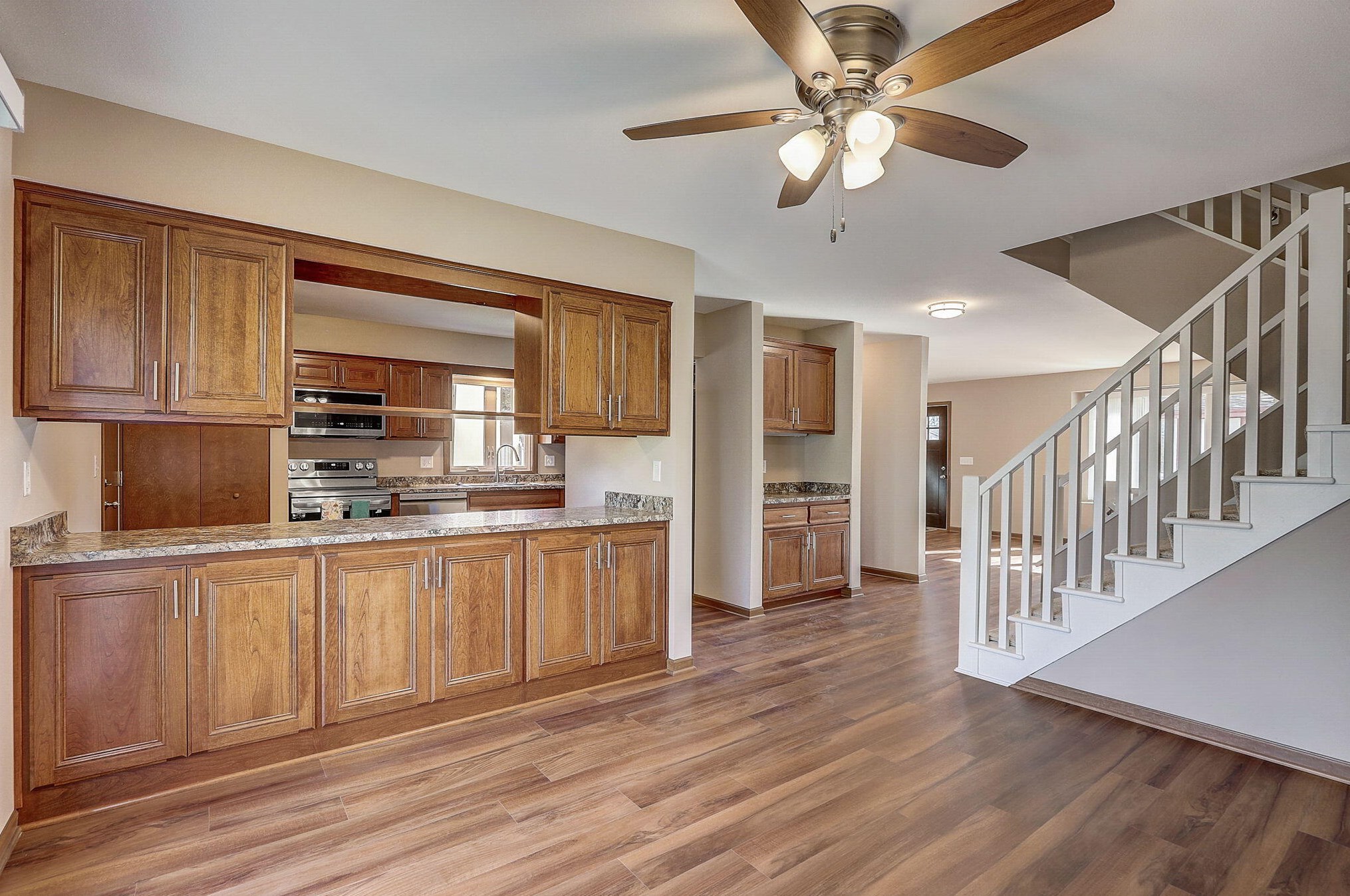 5281 Somerset Ln, Milwaukee WI 53221-3223 exterior