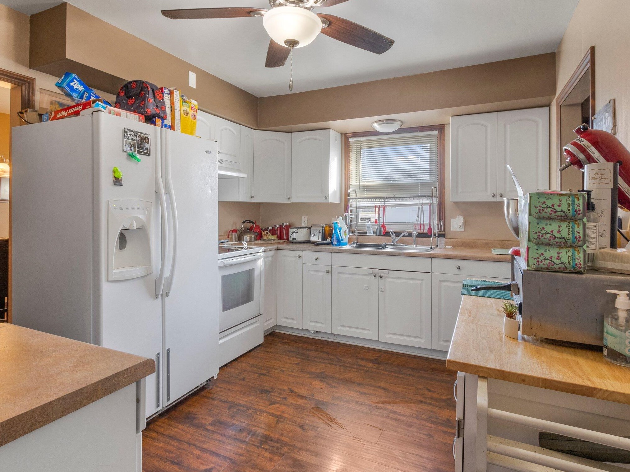 8401 Brentwood Ave, Milwaukee WI  53224-5425 exterior