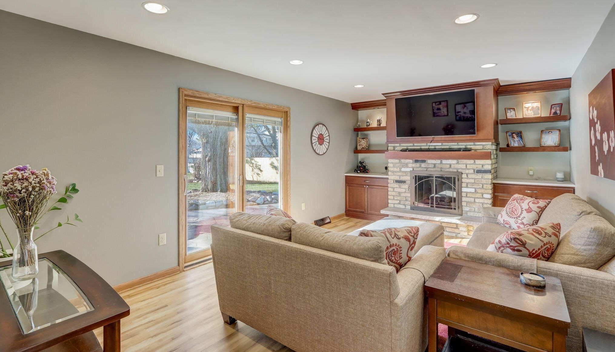 2517 Lander Ln, Waukesha, WI 53188-4619