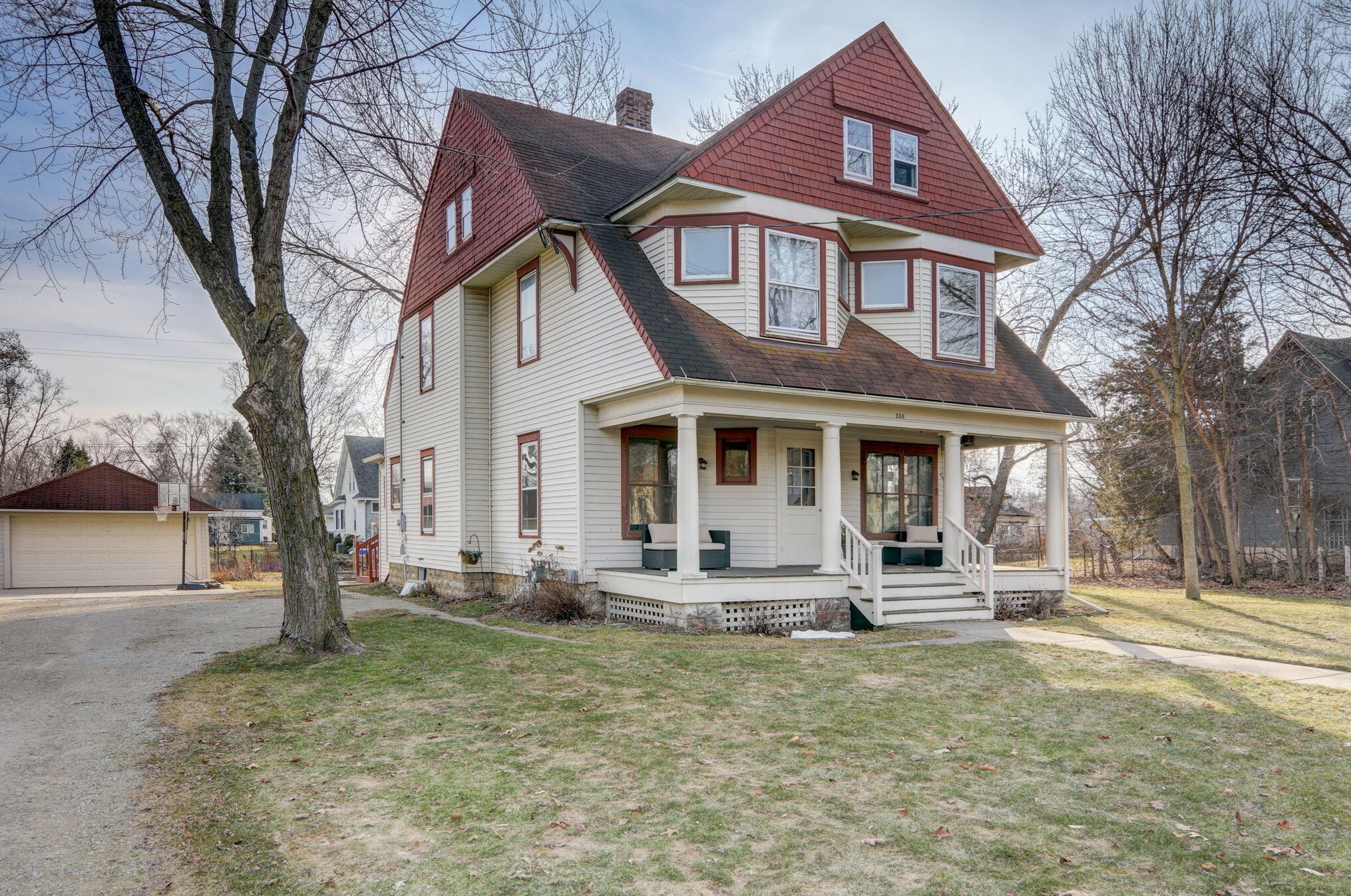 336 E Lake St, Lake Mills, WI 53551