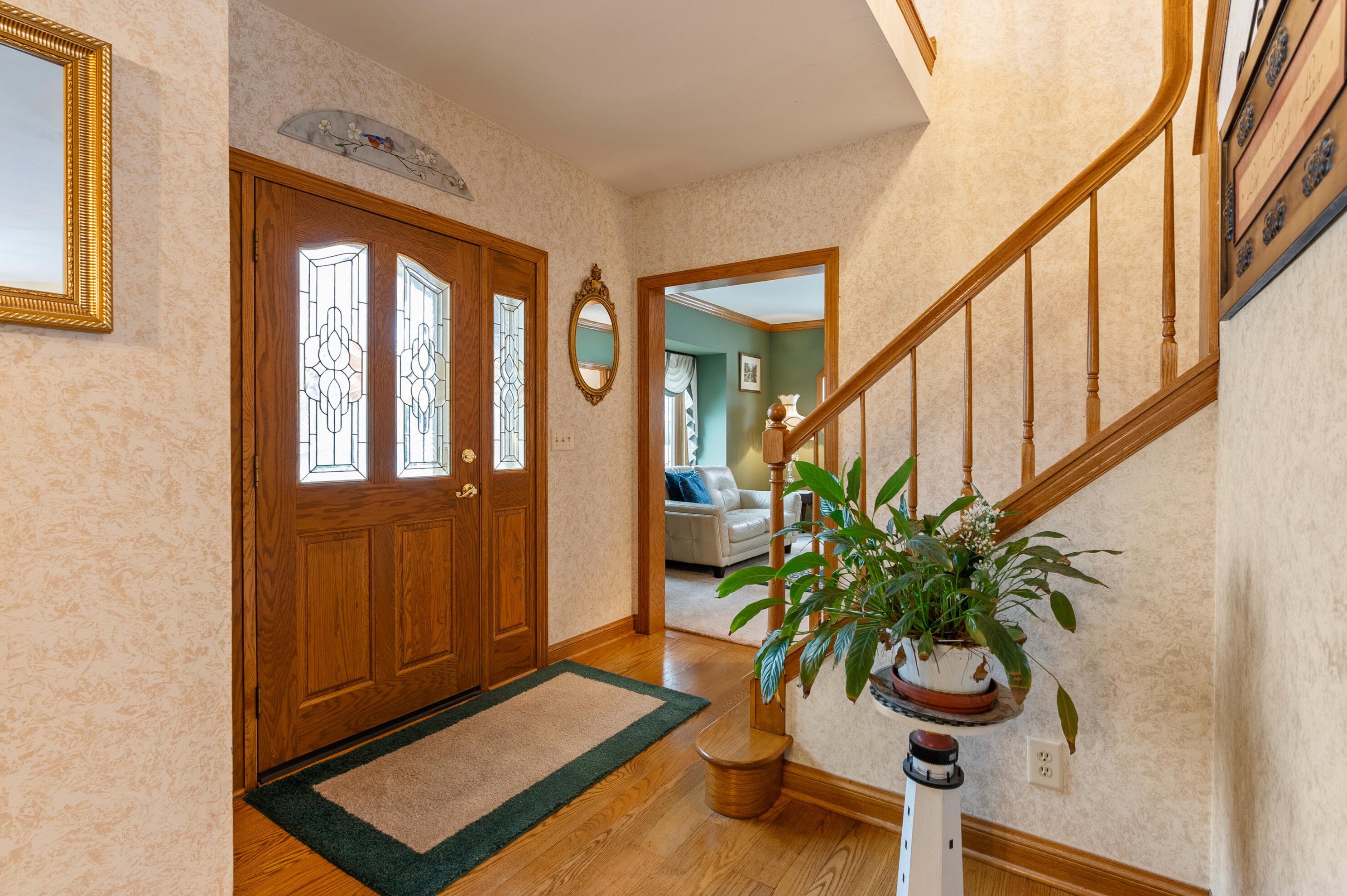 8343 Ashley Ln, Racine, WI 53406-2566