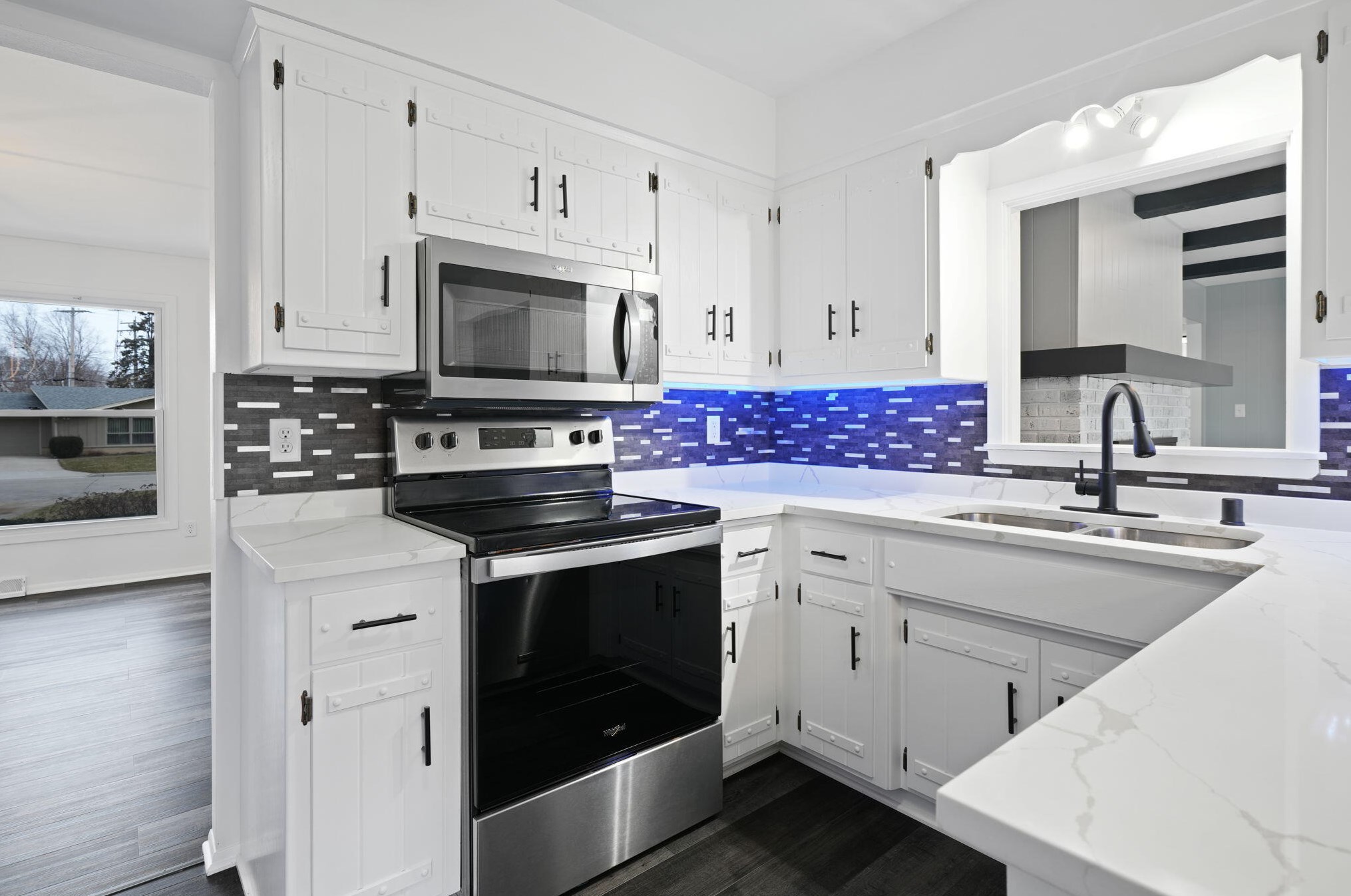 3776 Bay Dr, Racine WI  53402-3628 exterior