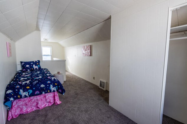 3912 60th St, Milwaukee WI  53220-2512 exterior