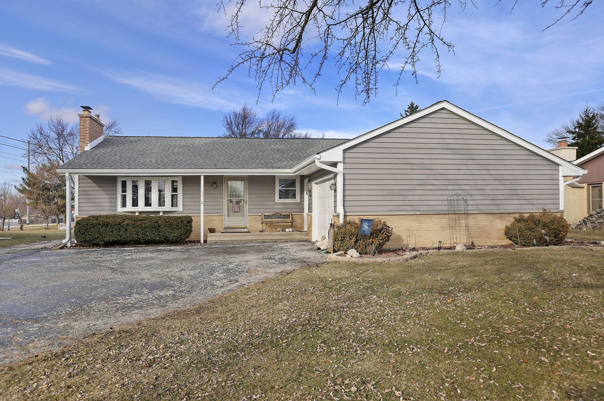 5510 85th St, Kenosha, WI 53158