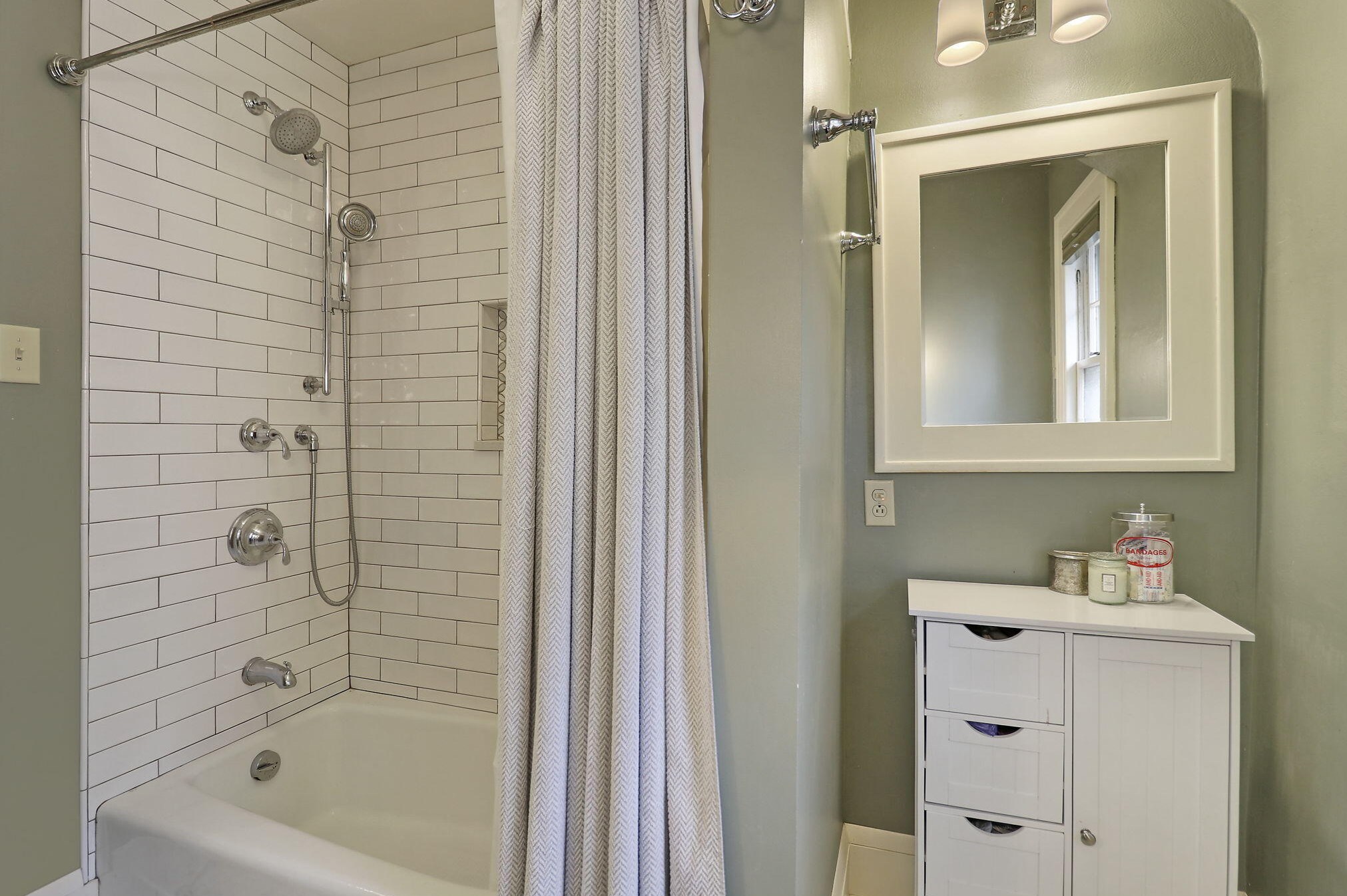 6309 Mckinley Ave, Milwaukee WI 53213-2951 exterior