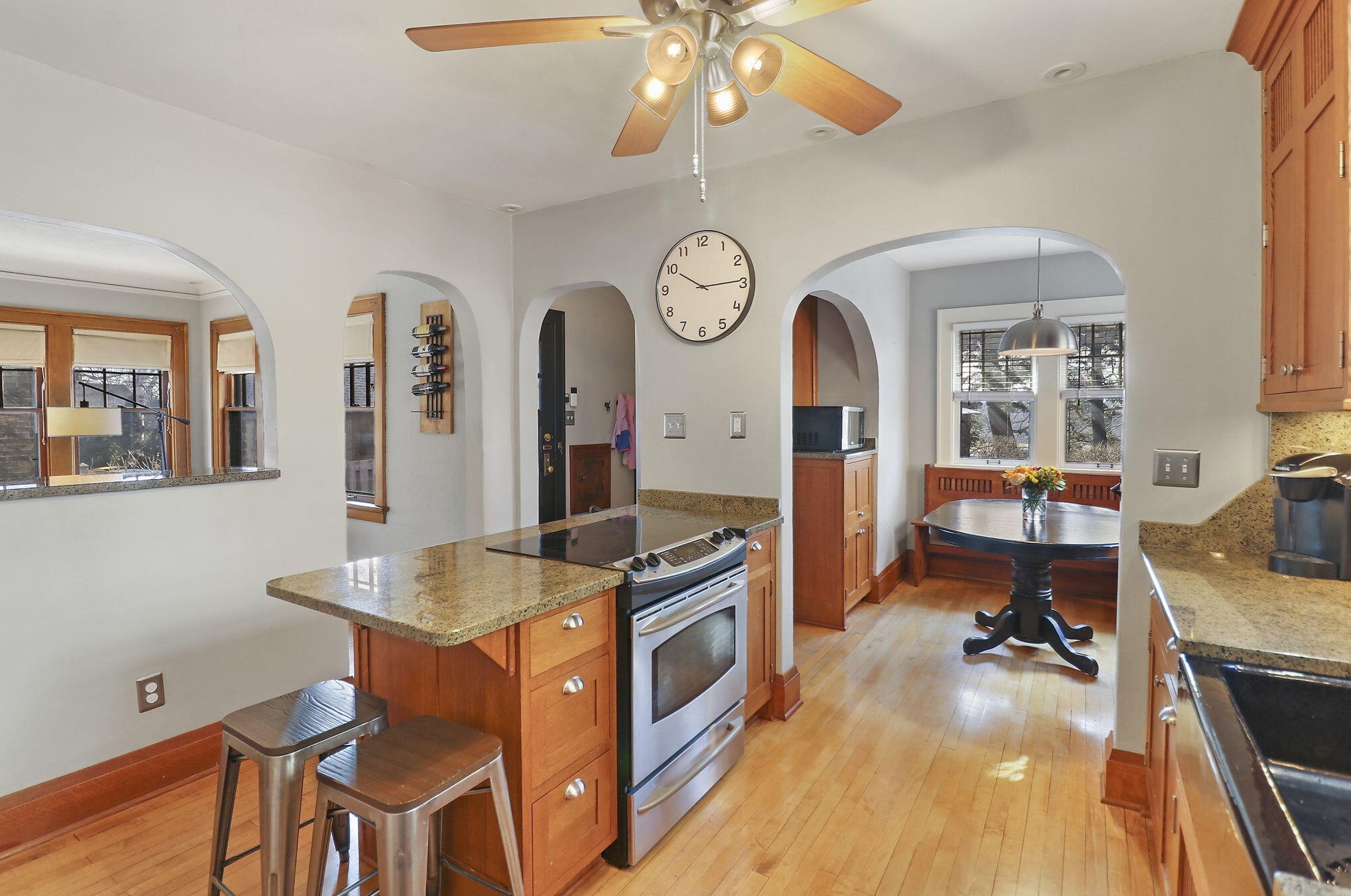 6309 Mckinley Ave, Milwaukee WI 53213-2951 exterior