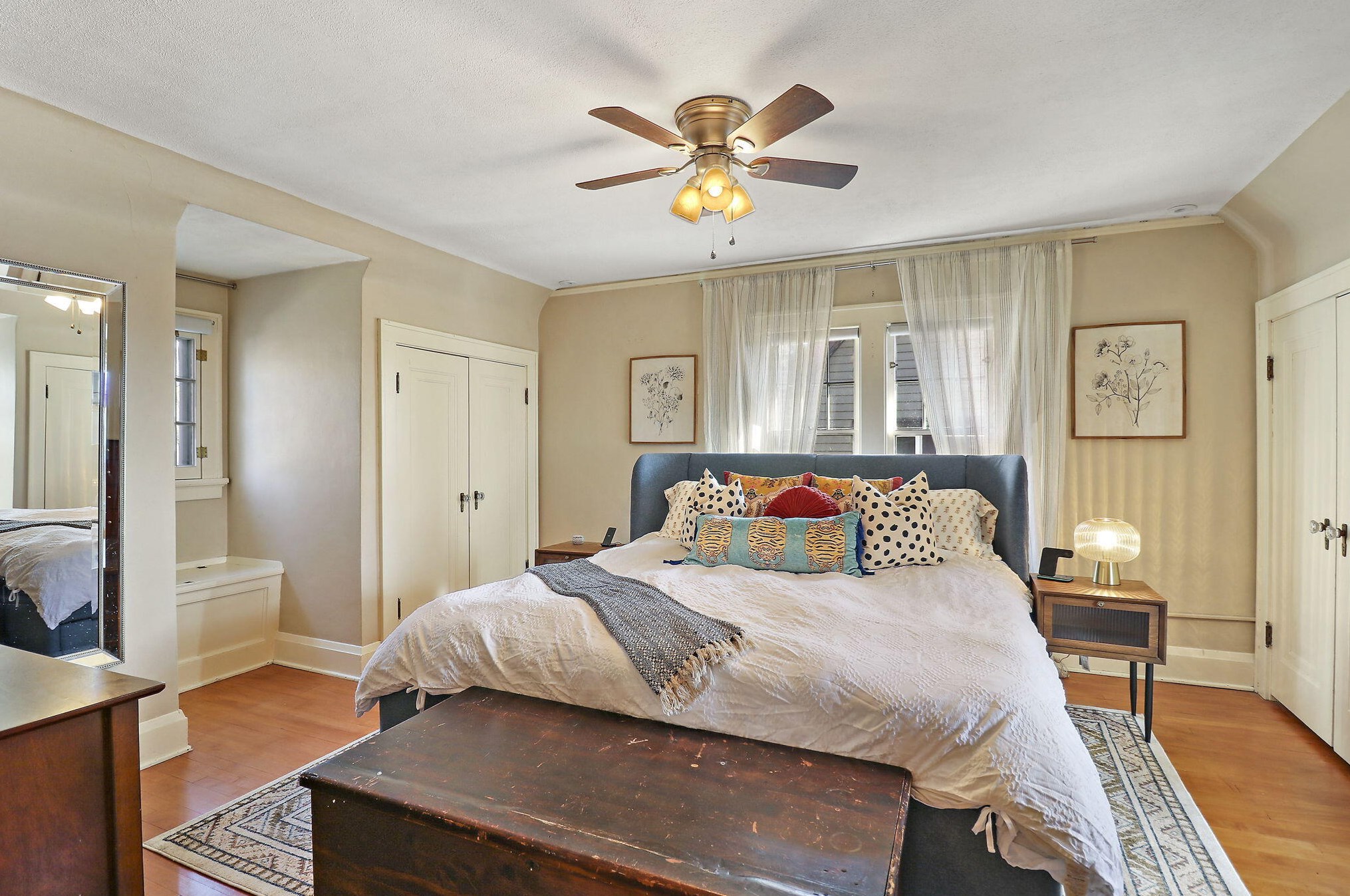 6309 Mckinley Ave, Milwaukee WI 53213-2951 exterior