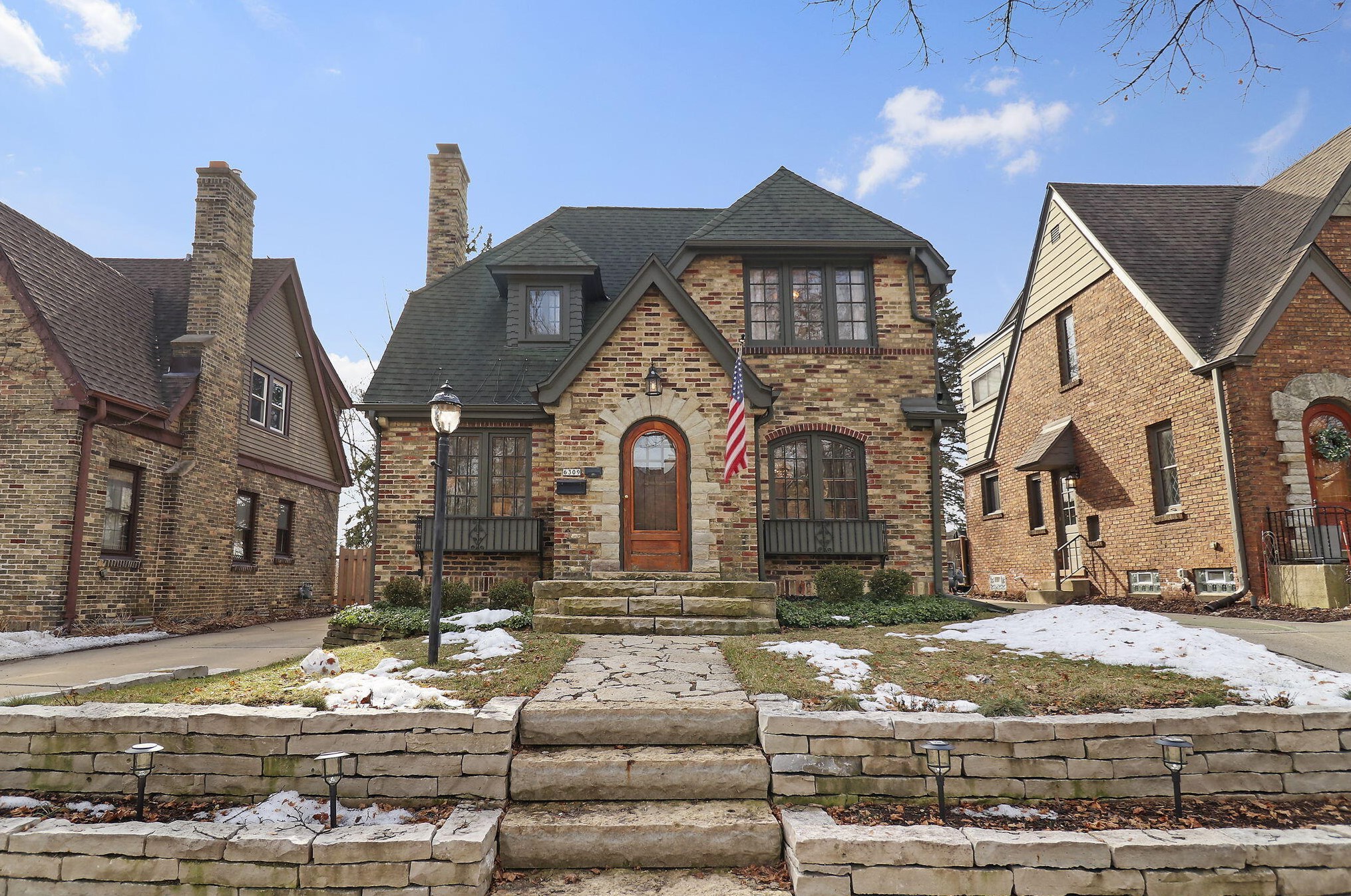 6309 Mckinley Ave, Milwaukee WI 53213-2951 exterior